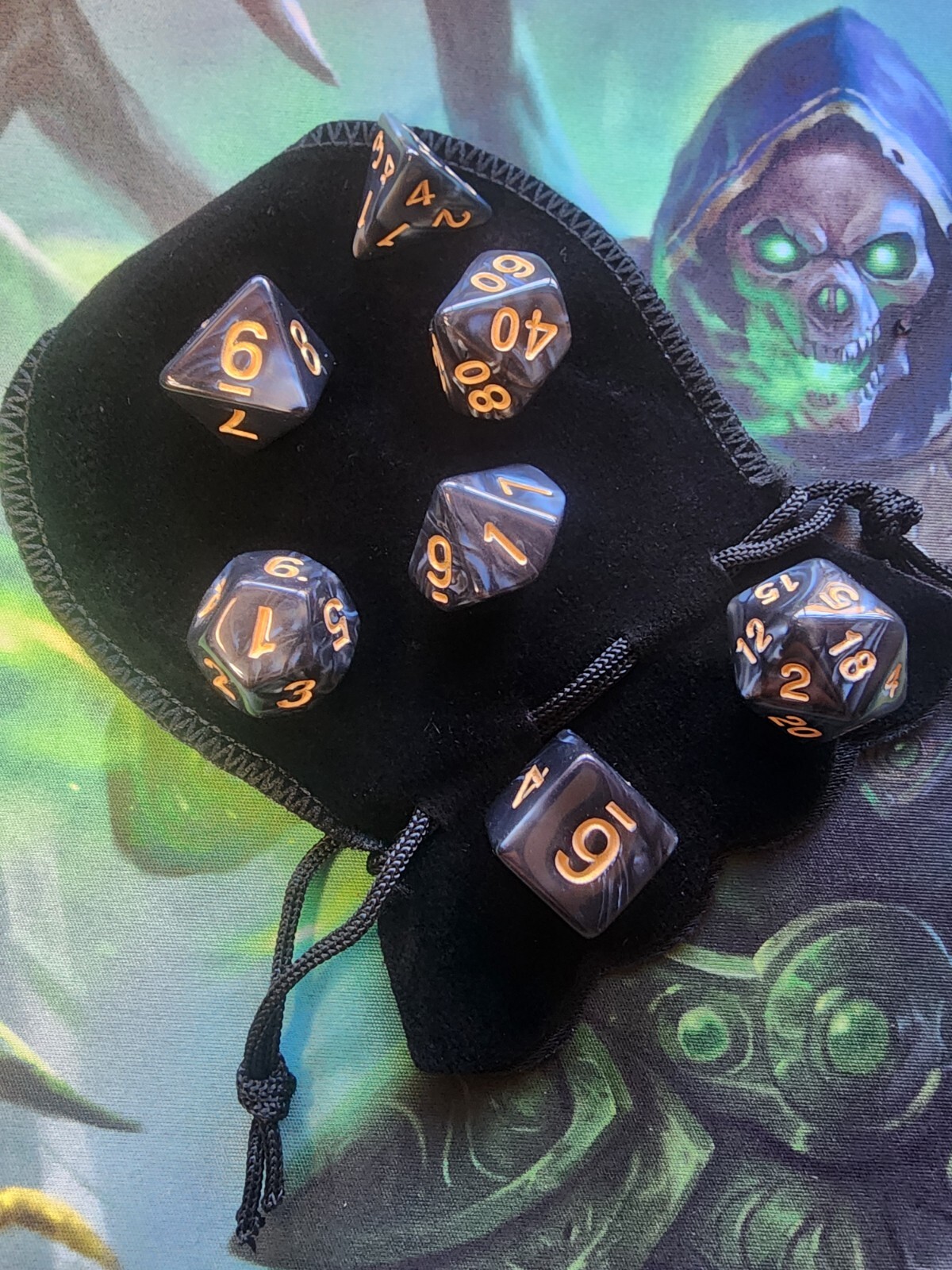 D&D/RPG Polyhedral Dice Set (7pc.) w/ Black Carrying Pouch