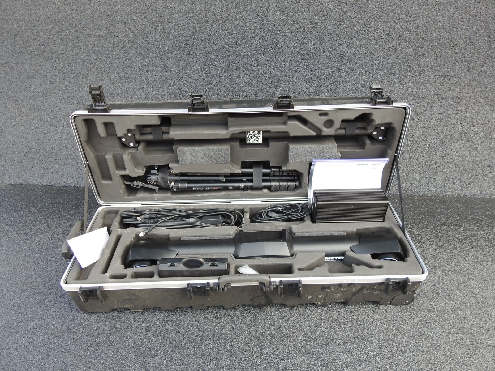 Creaform C-Track 780, Calibration Bar, Controller, Tripod, Target Accessory Kit,