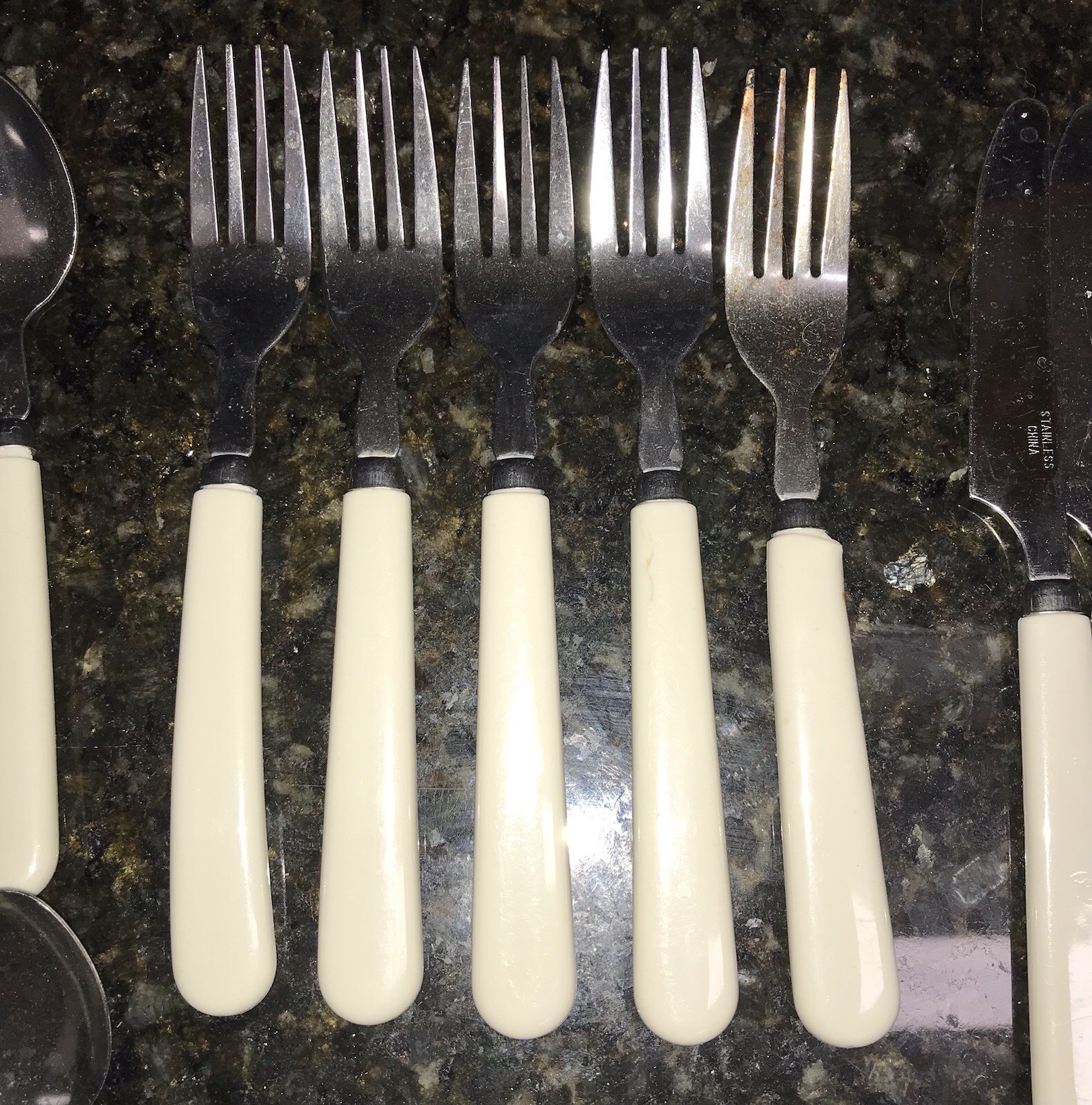 Vintage White Cream Plastic Handle Flatware Stainless Silverware 21 pc