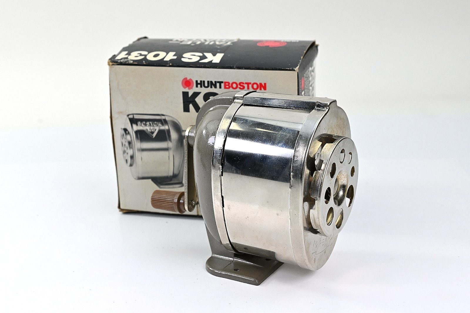 Vintage Boston Hunt KS1031 Pencil Sharpener NOS w Box Adjustable