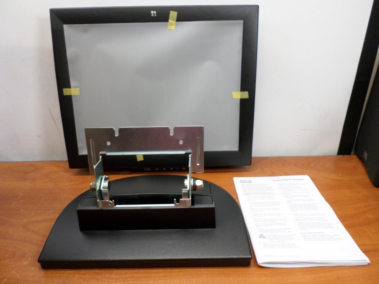 Wincor Beetle M-II Plus w/ Wincor Nixdorf BA83 15" Monitor and Stand