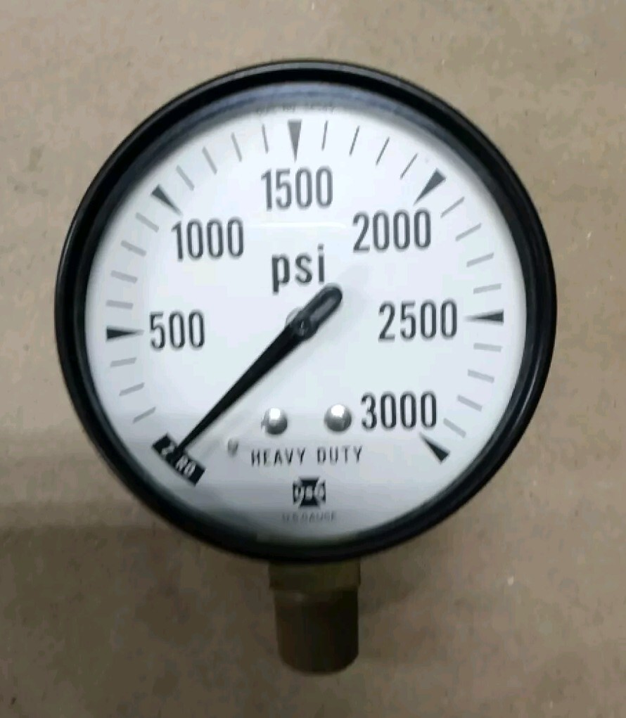 Ametek Gauge USG 0-3000 psi 2 1/2" NOS A67