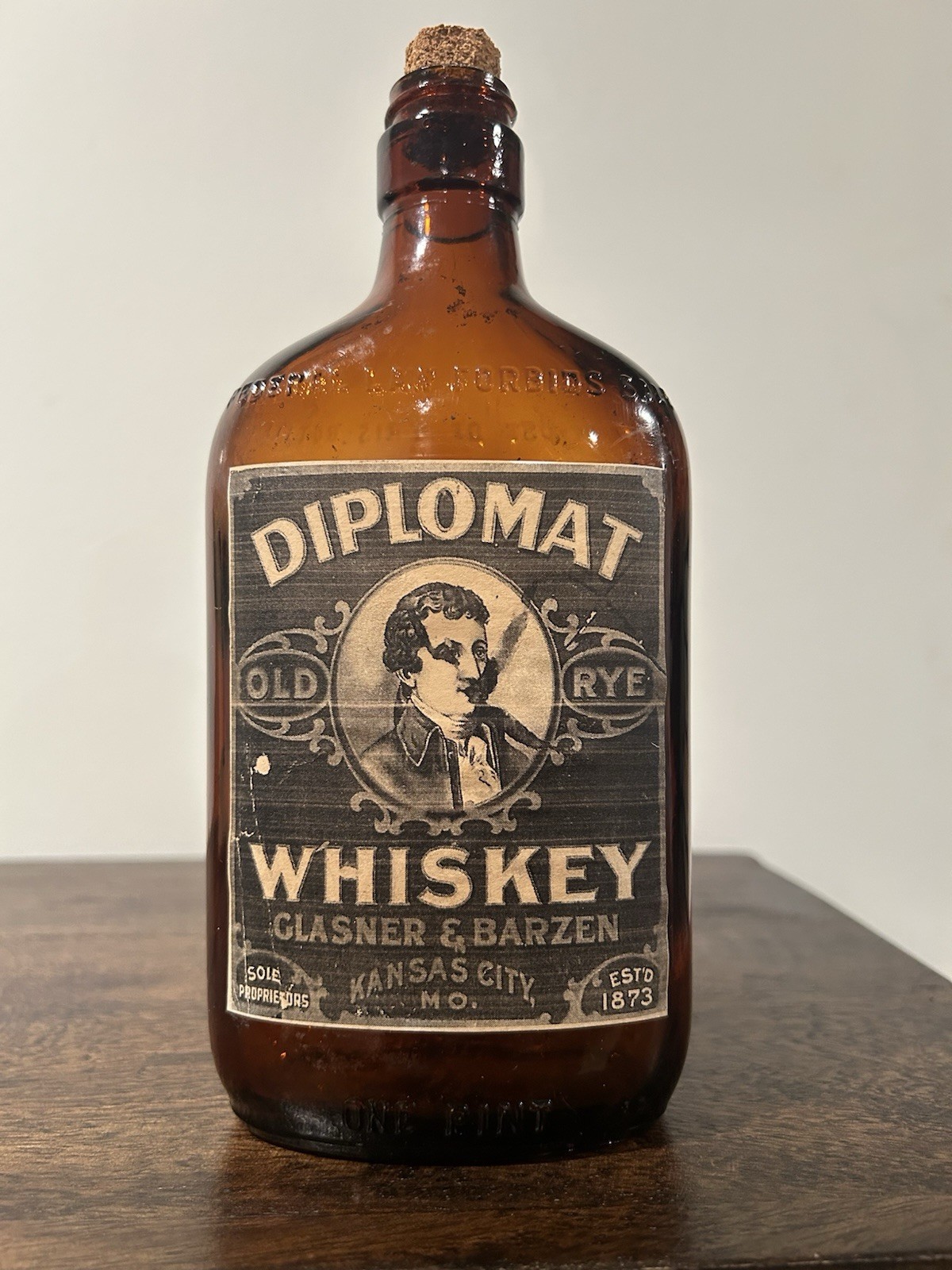 Vintage Post-Prohib.  Fed Law Forbids Whiskey Flask- Pint Size