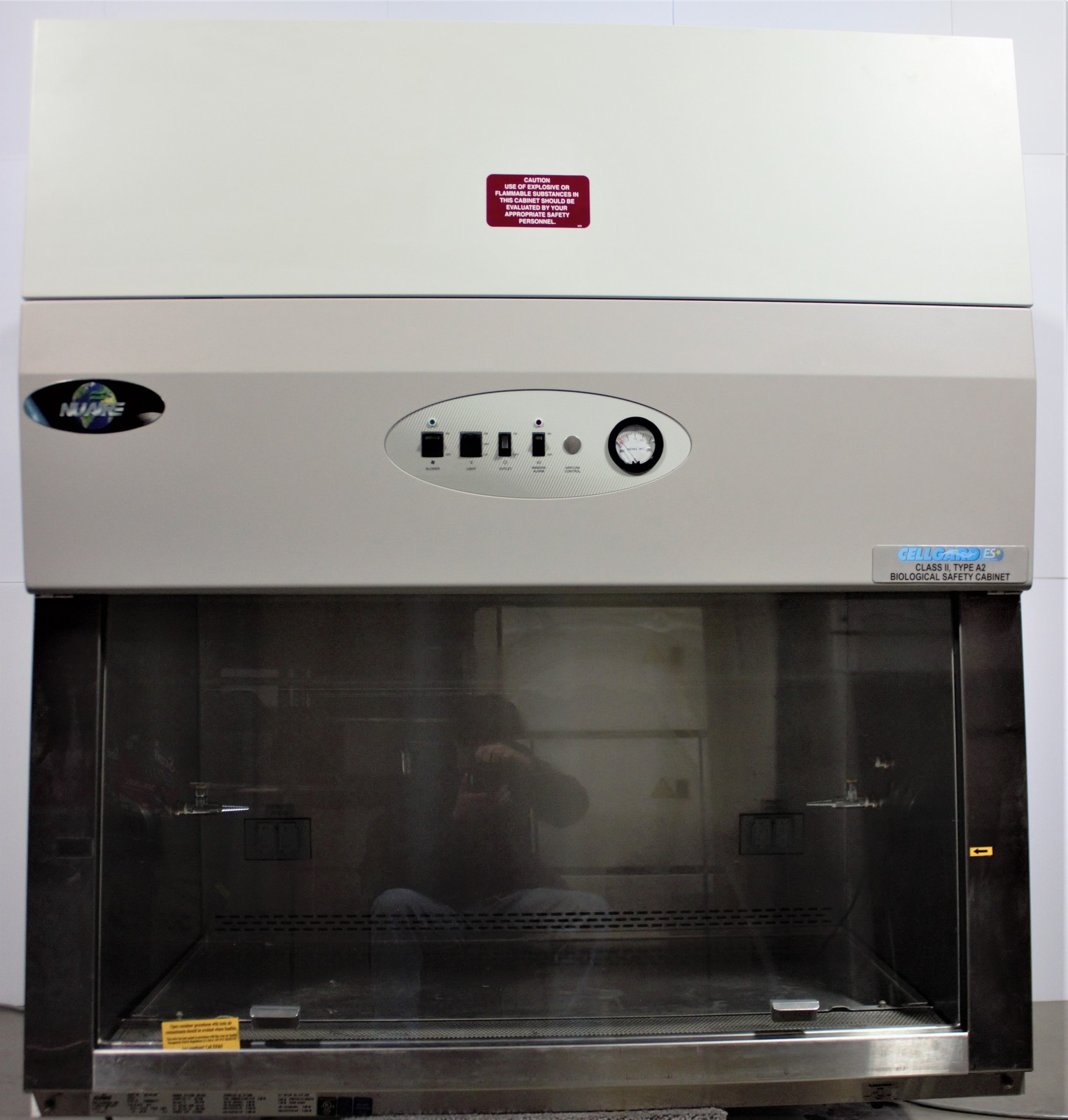 NuAire NU-475 Biosafety Cabinet Class II Type A2 Energy Efficient 1 (3369744)