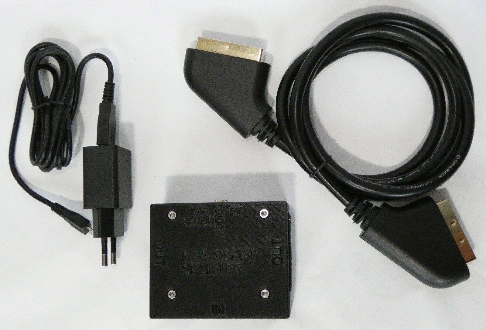 RGB SCART Splitter 1 input 2 output aktiv power Verteiler Distribution Amplifier