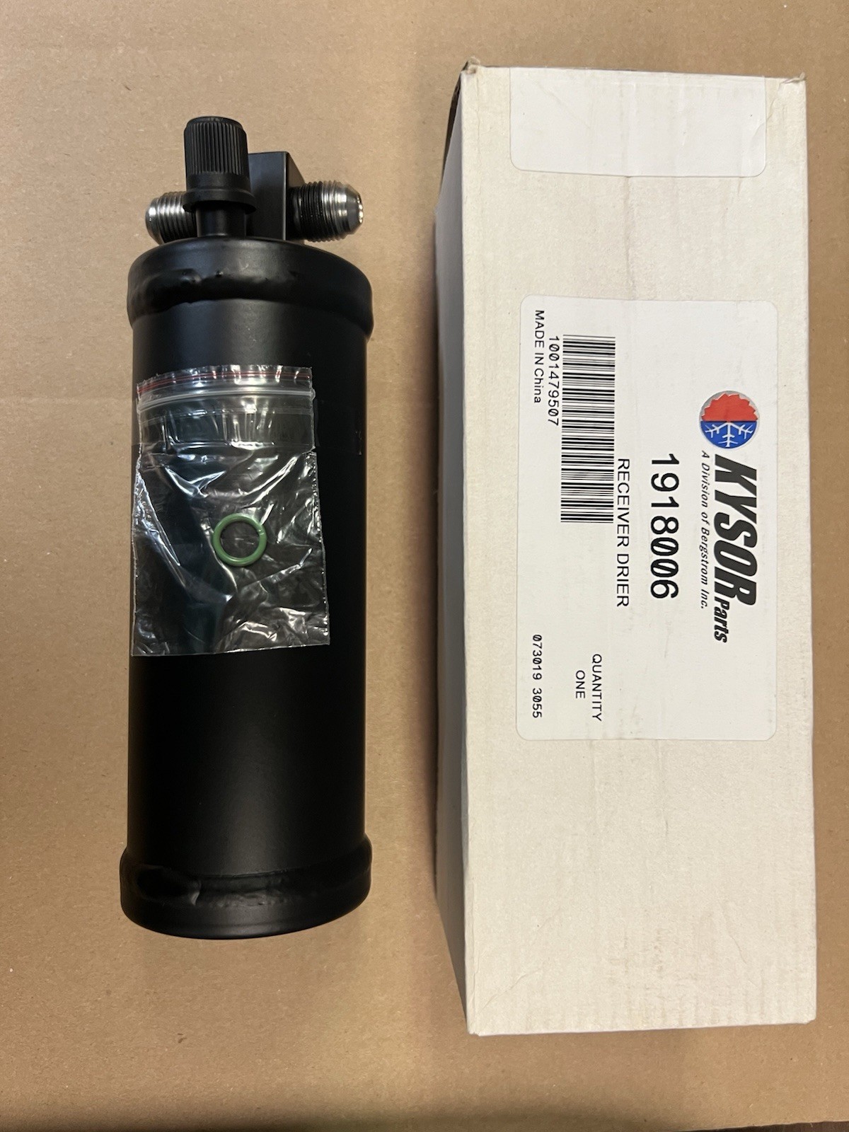 New NOS Kysor Drier-Filter-Receiver 402352 FLARE FITTINGS 1918006 3701