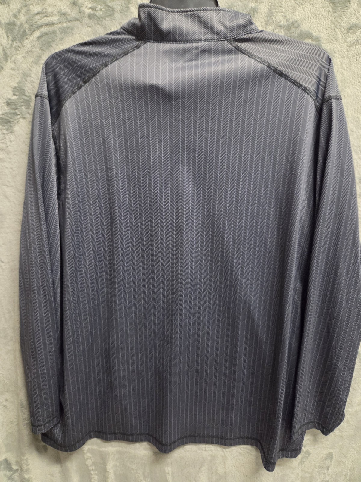 Roundtree & Yorke Performance 2XT Gray Chevron 1/4 Zip Long Sleeve Pullover
