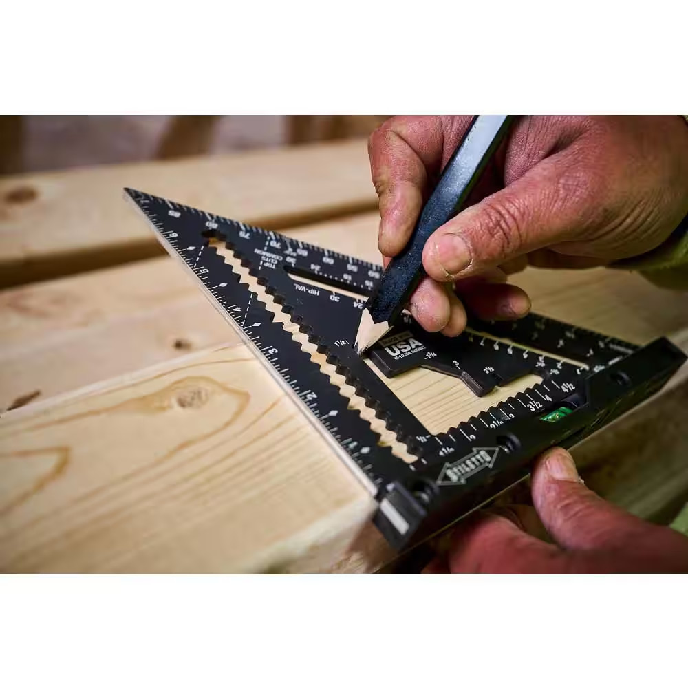 7 In. Carpenter Square with Level