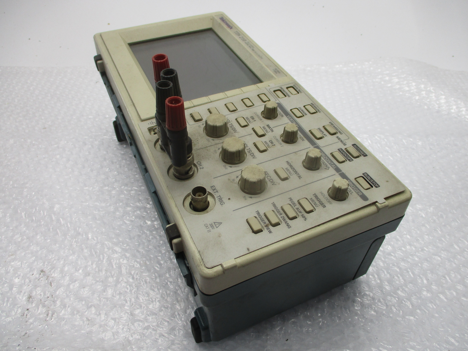 TEKTRONIX TDS210 OSCILLOSCOPE UNMP