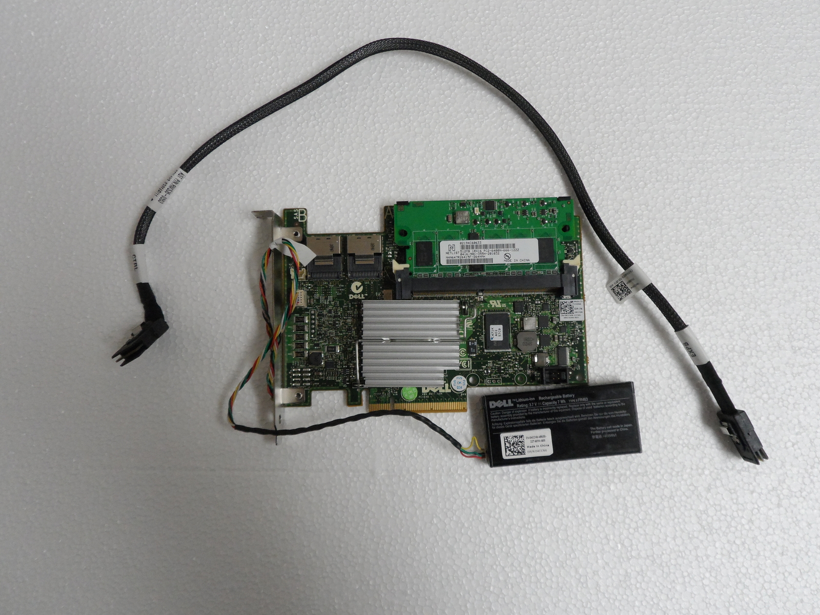 DELL POWEREDGE T310 SERVER PERC H700 PCI SAS SATA RAID KIT WITH BATTERY & CABLES