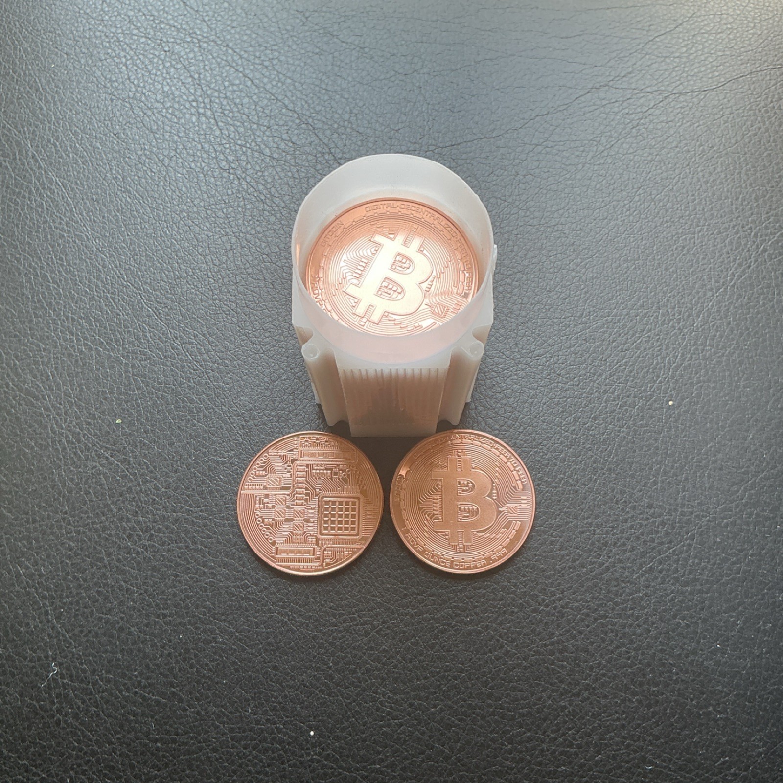 Tube of 20 Bitcoin 1 AVDP Ounce Copper .999 Crypto-Collectible CommemorativeCoin