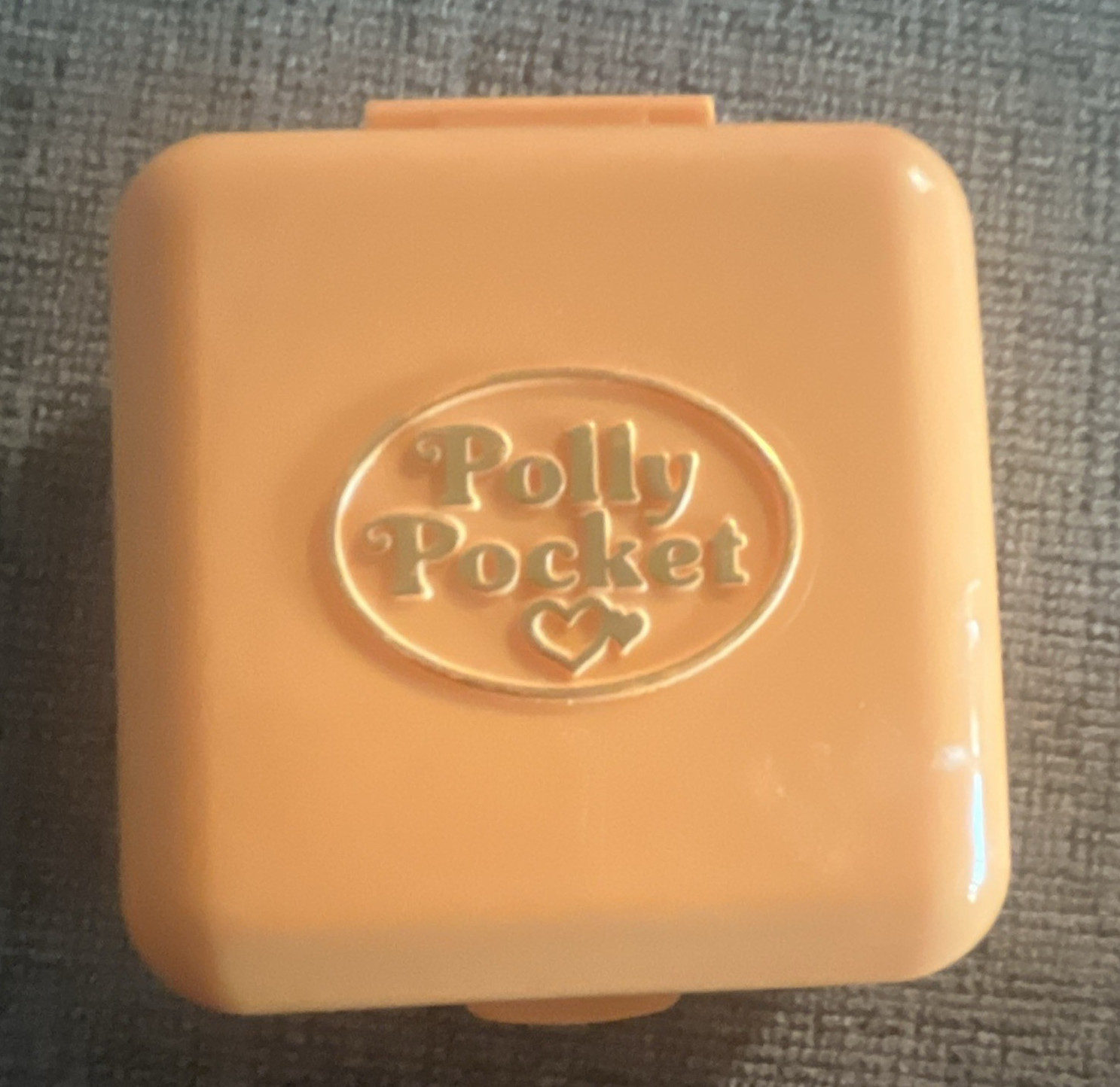 Polly Pocket Peach Folding Compact Doll Playset Mini Dollhouse Case No Box