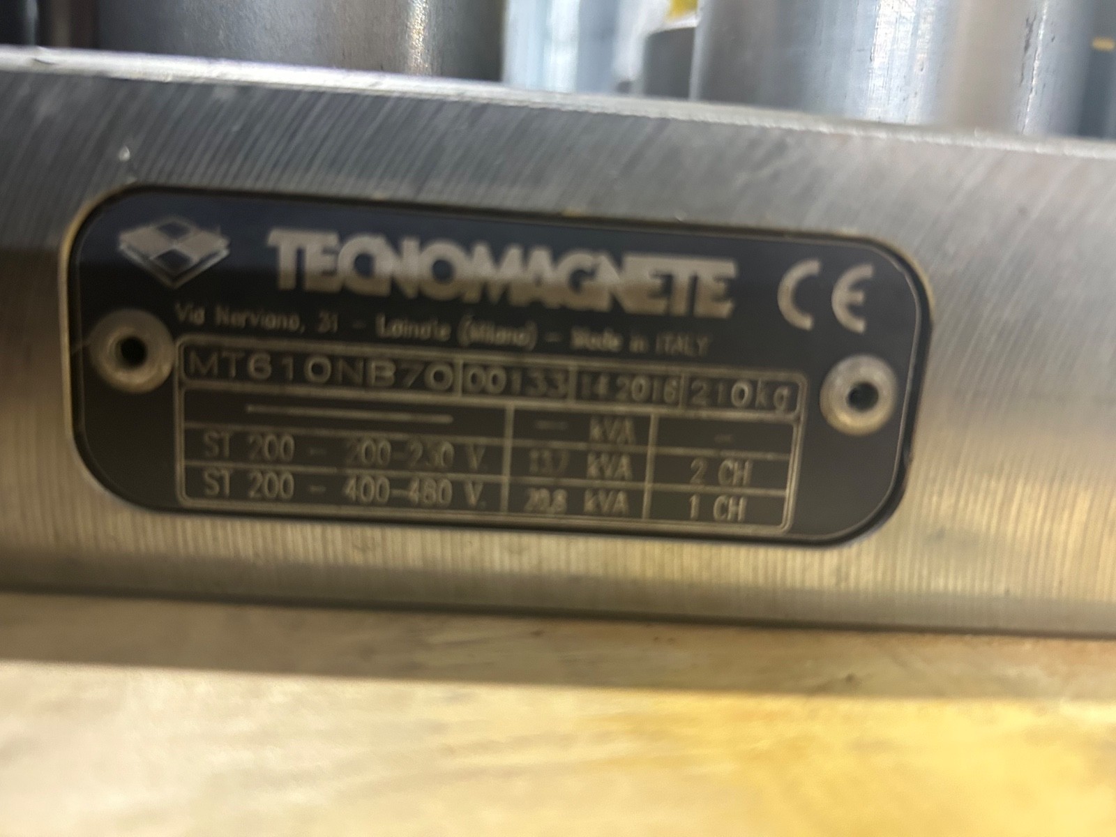 Tecnomagnete magnetic machine chucks —one lot for both systems