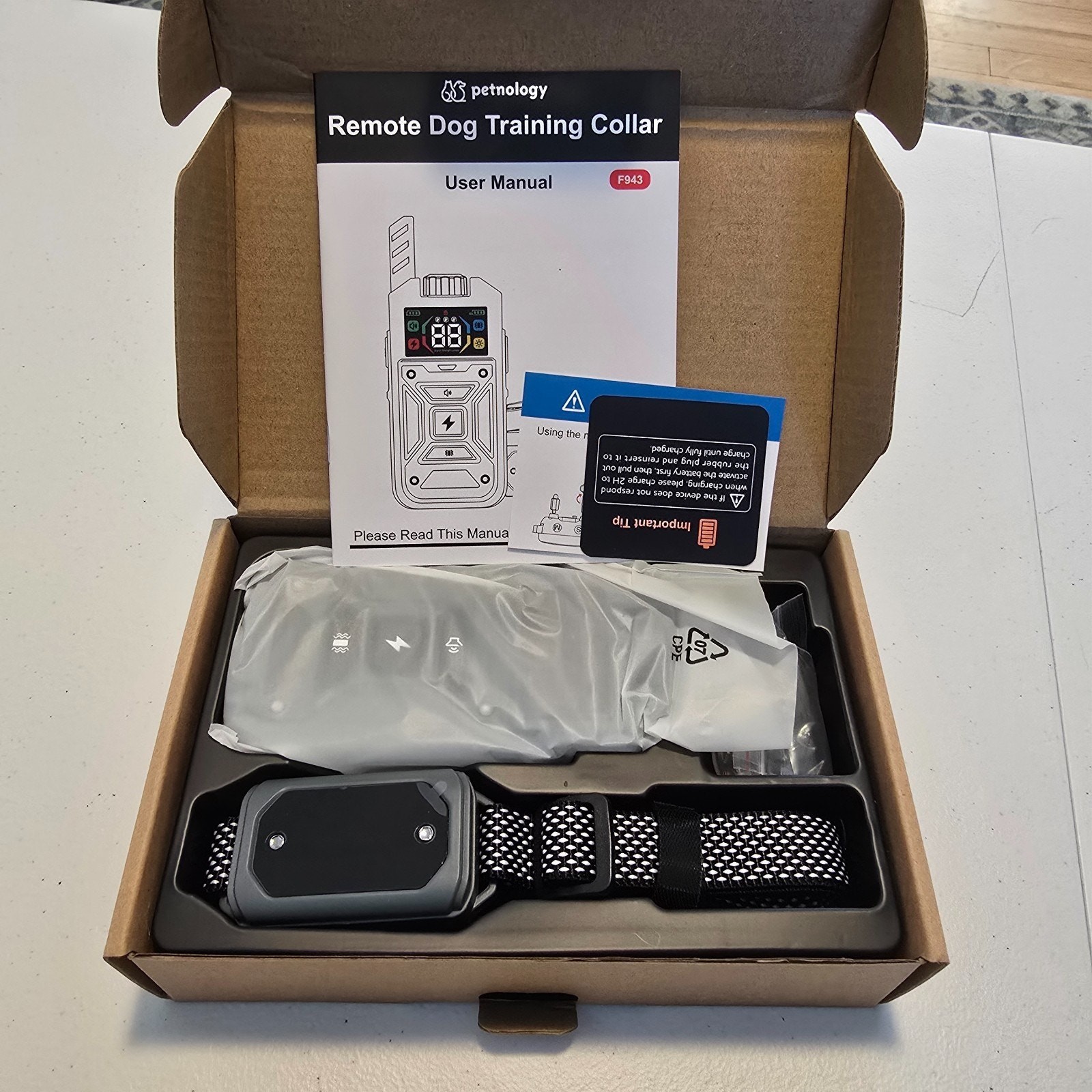 Petnology Remote Dog Training Collar 2600' Charcoal Model F943 NIB