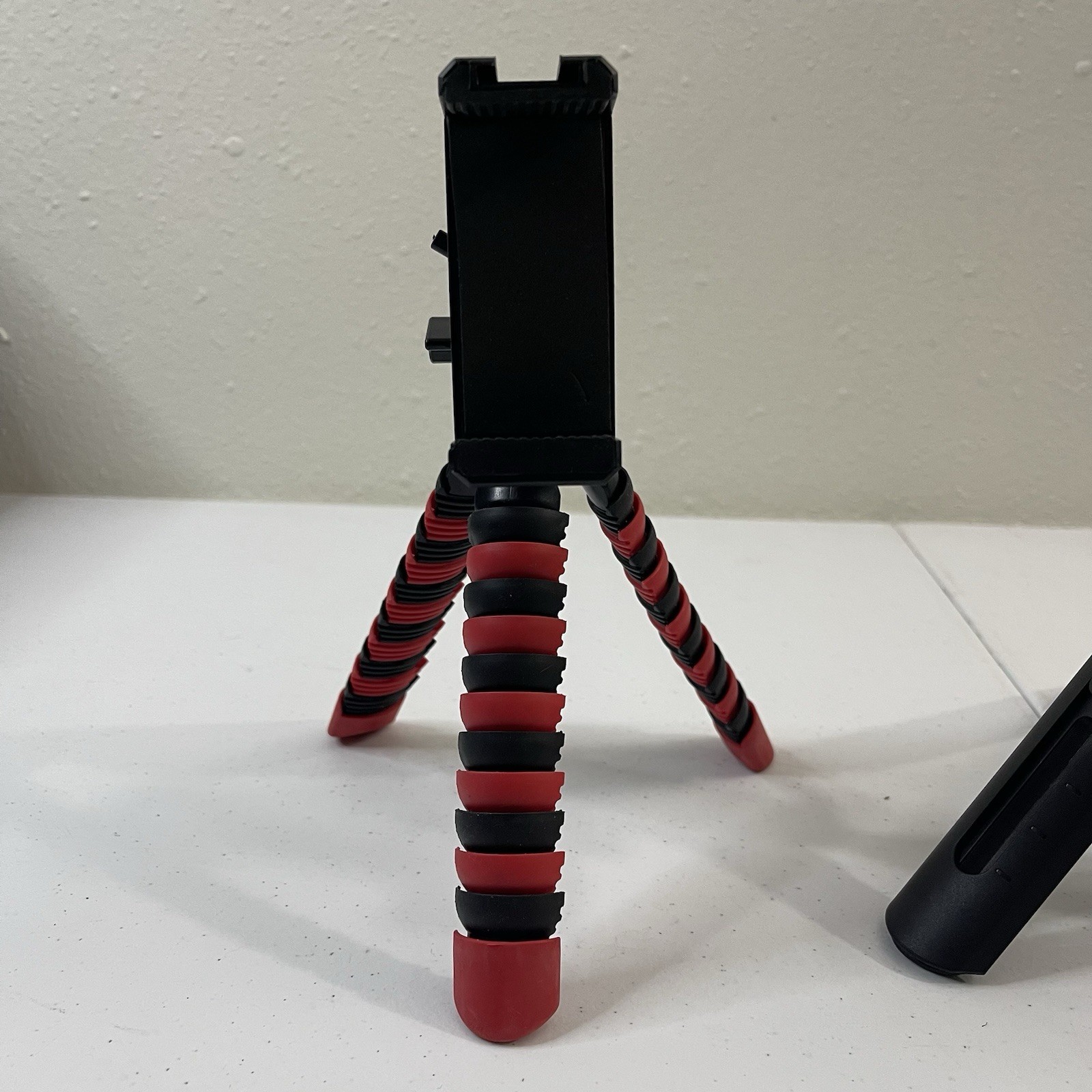 Mini Tripods With Flexible & Standard Stands, Adjustable For Smartphones