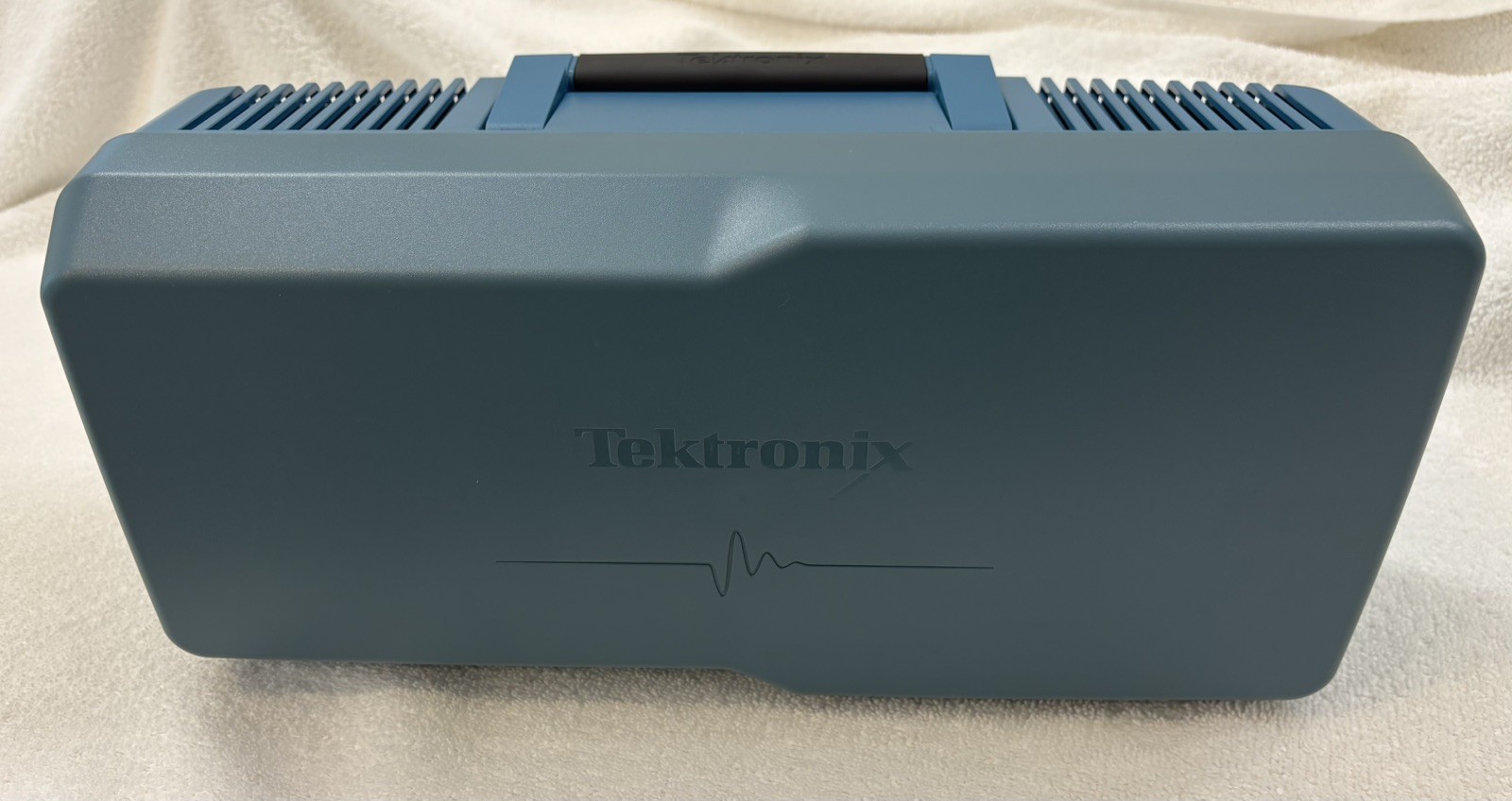 Tektronix TBS2072B - New - Open Box with all accessories