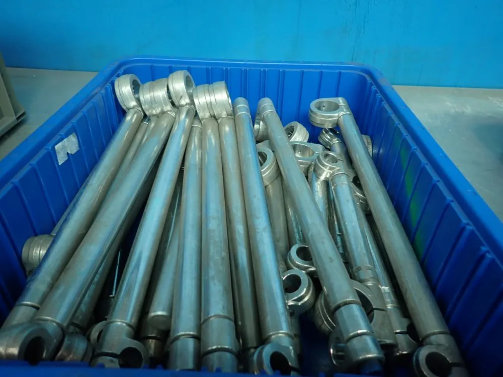SWIVEL EXTENSION RODS   08250562214