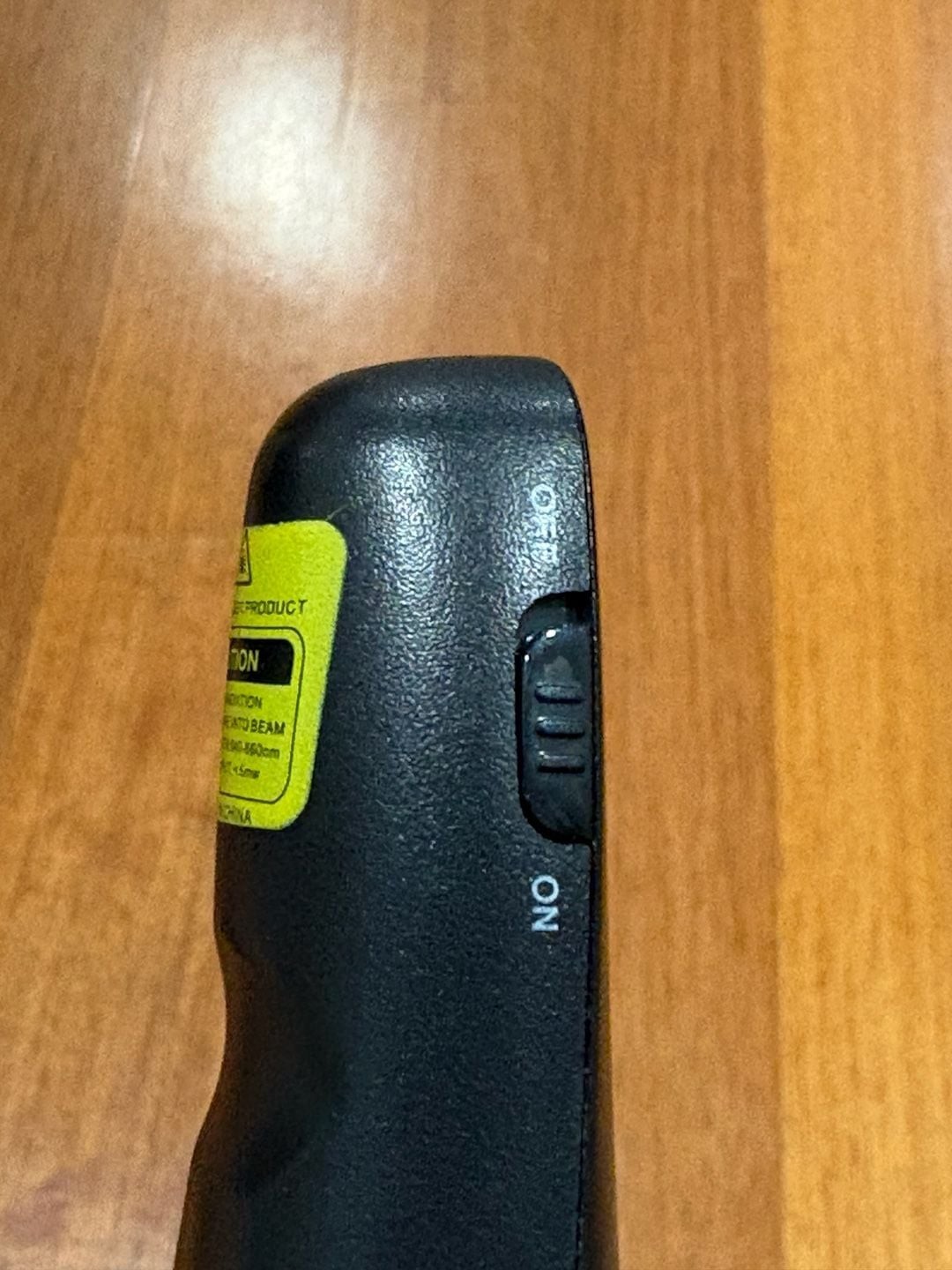 Wireless Rechargeable 2-in-1 USB-A & USB-C Presentation Clicker w/ Laser Pointer