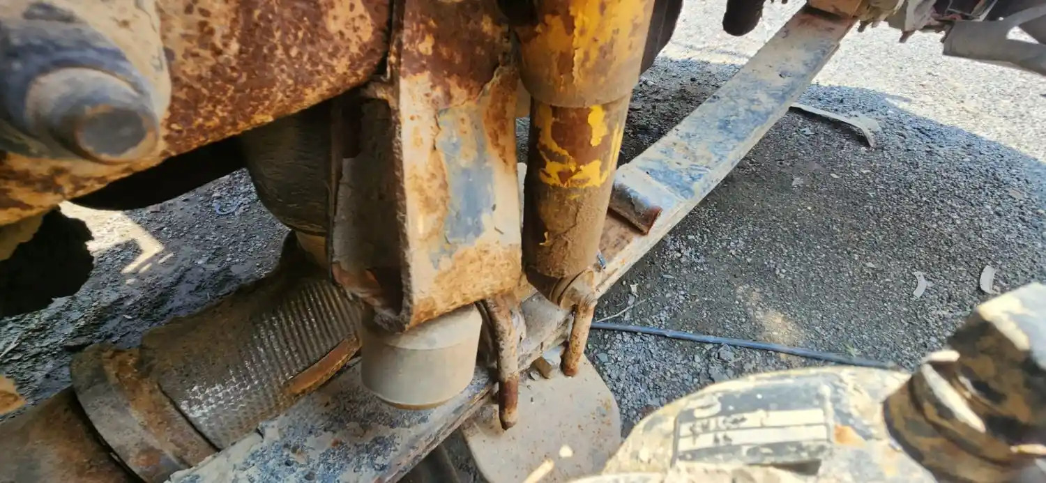 (Used) 2012 Peterbilt 384, FRONT LEAF SPRINGS Front Leaf & Springs P-54173