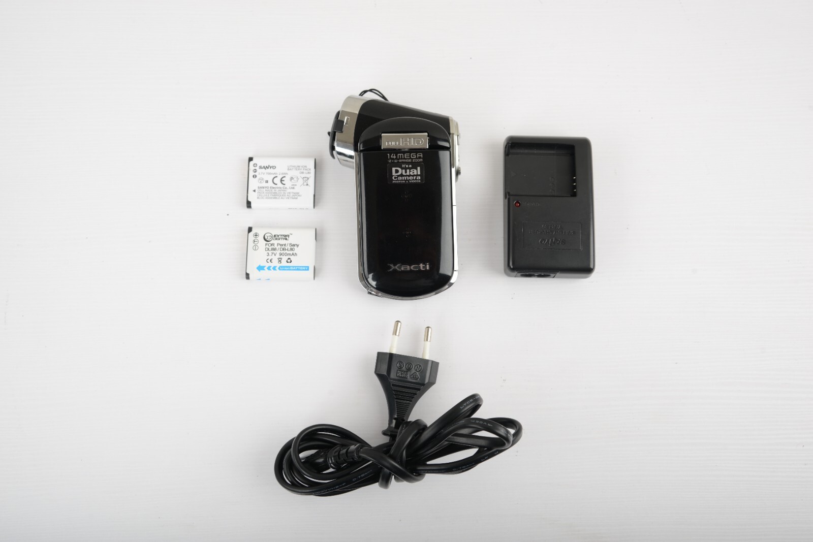 Black SANYO Xacti VPC HD Digital Video camcorder