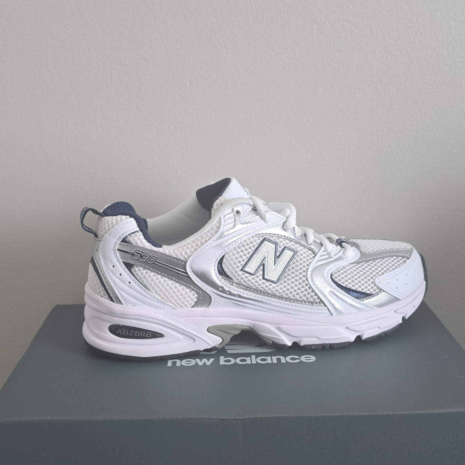 New Balance 530 Men's Running Shoes Mesh White Silver Navy US 6.5 EU 39.5 W-8