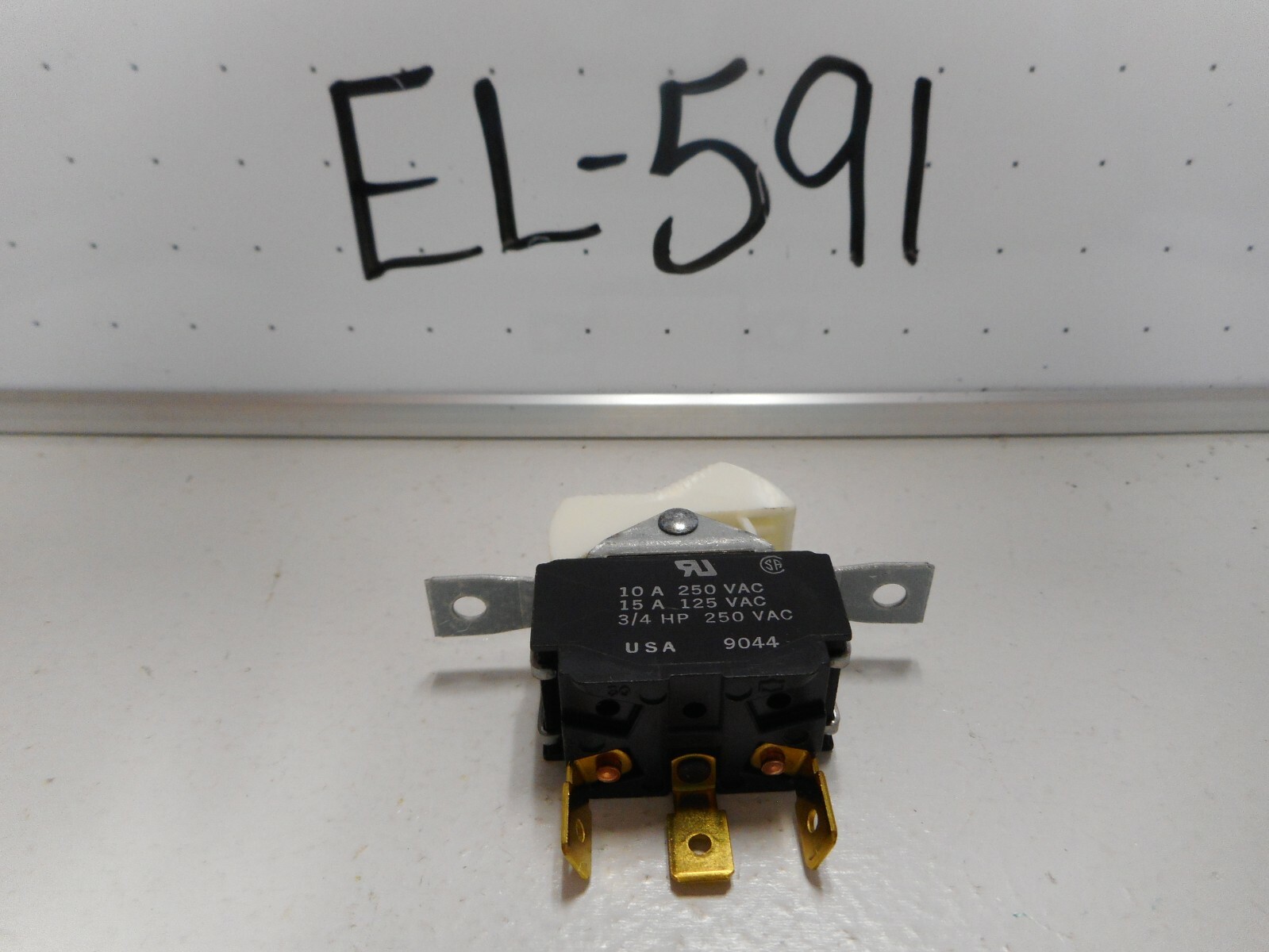 NOS 8911K494 TOGGLE SWITCH