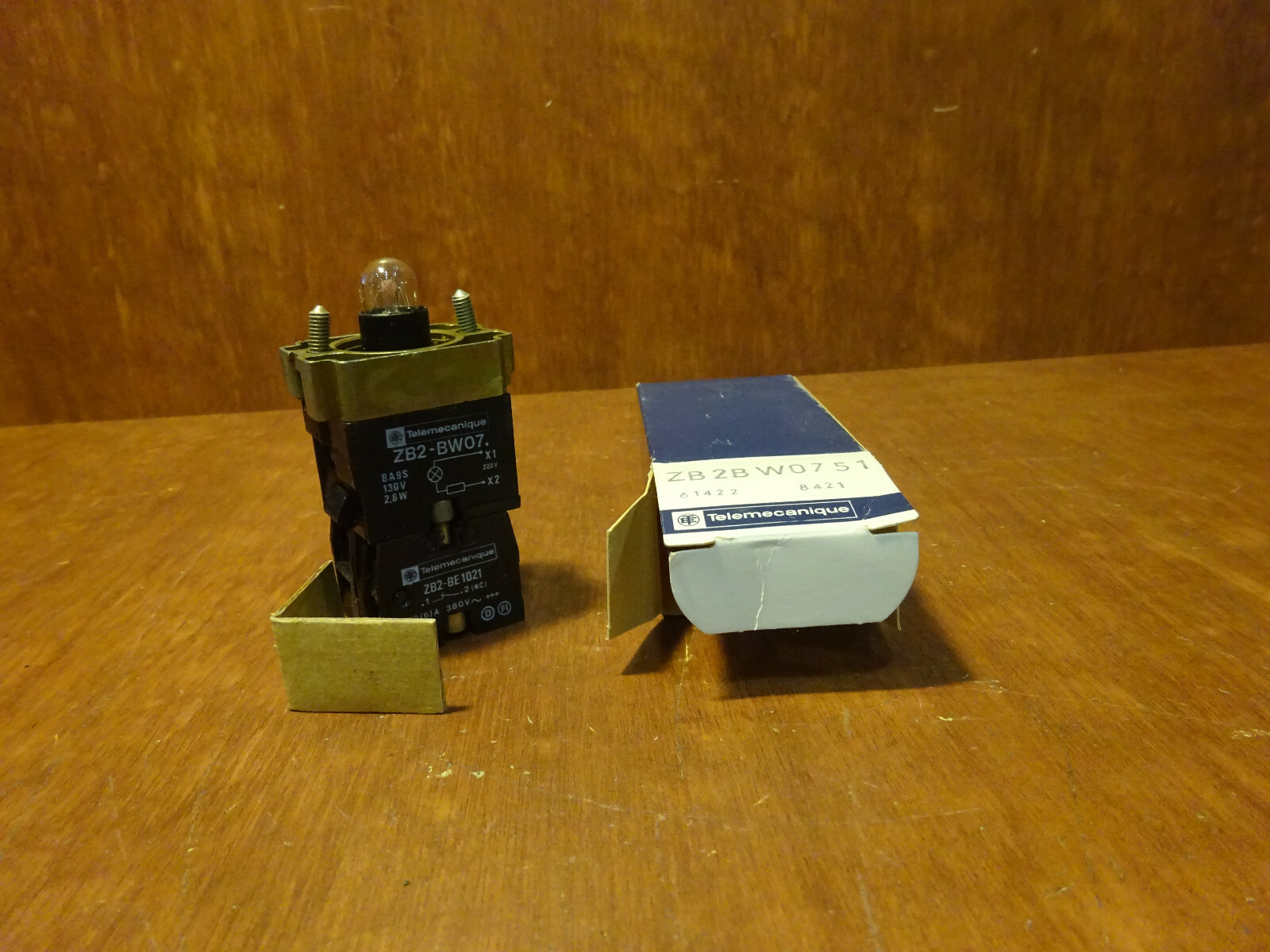 Telemecanique ZB2-BW0751