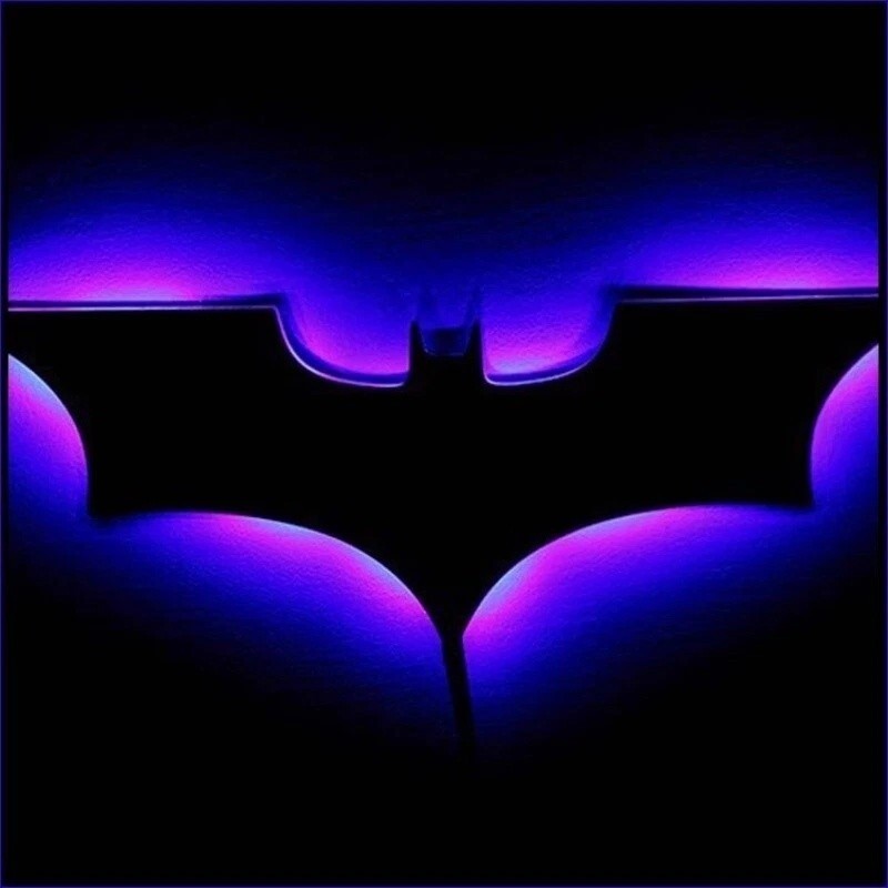 Wireless Batman Logo LED Night Light – Remote Controlled Bedroom Lamp Decor