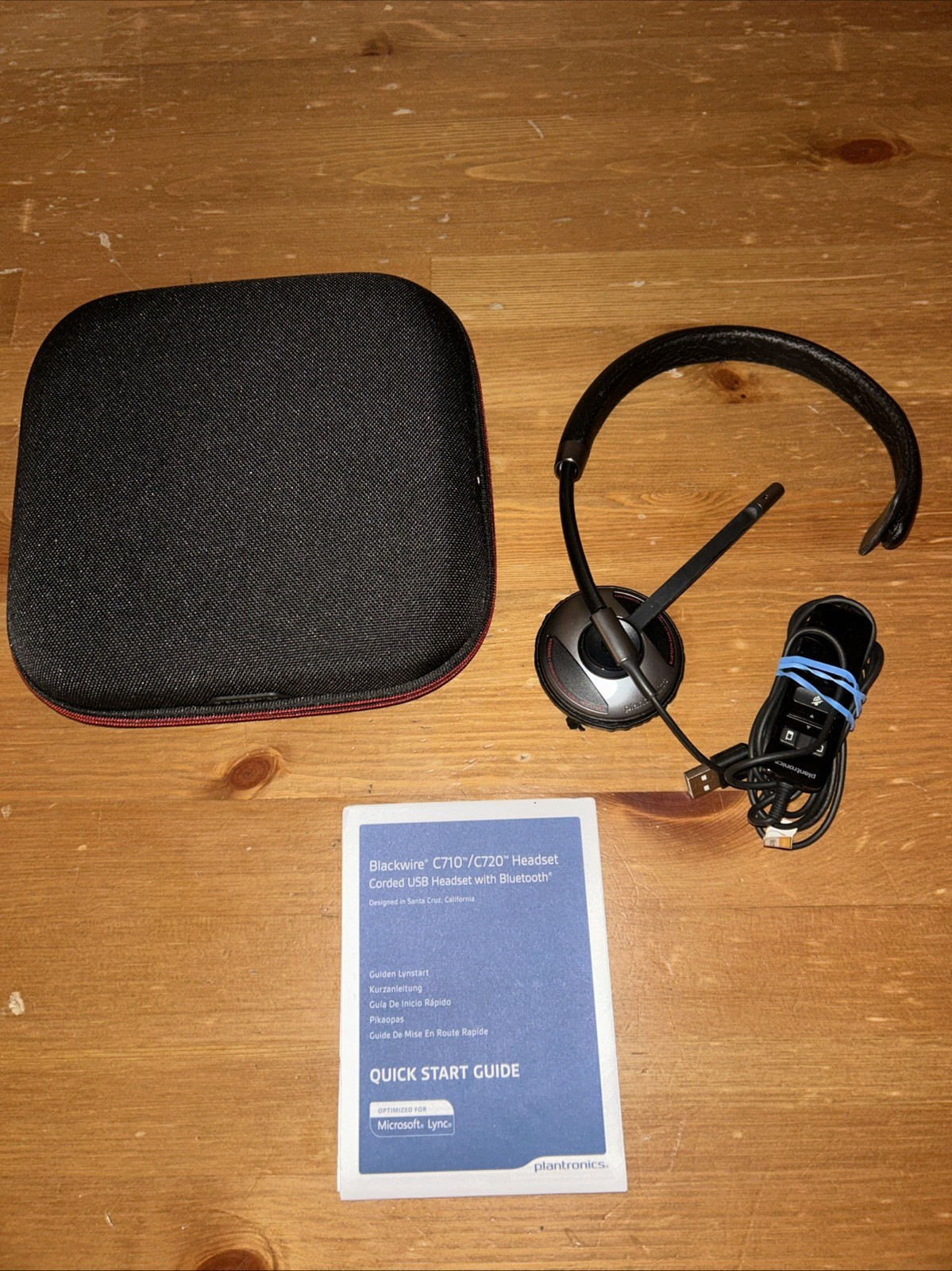Plantronics Blackwire C710/C720 Corded USB Headset w/Bluetooth + Hard Carry Case
