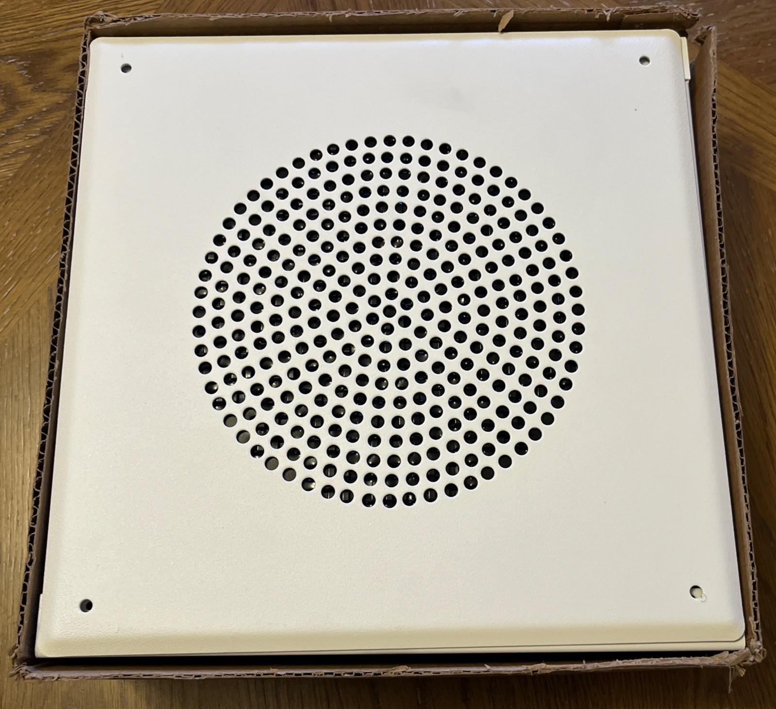 Quam QM-IP-SYS-1VP Square Wall Mount Loudspeaker w/ Digital Acoustics IP7-MSR