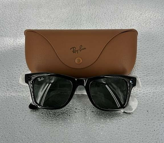Ray-Ban META WAFARER GEN-1 RW4006 601/71 AI Glasses  Shiny Black G15 Green Lens