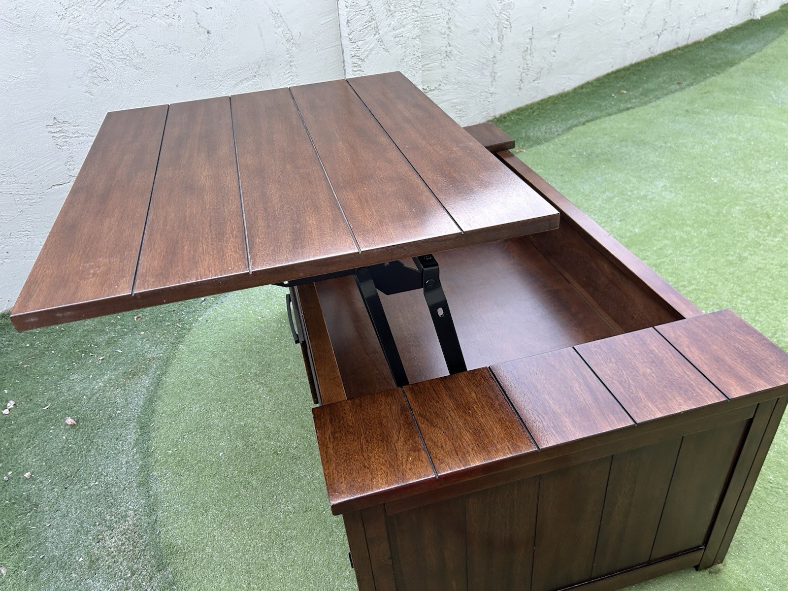 Beautiful wood Chest/table/desk