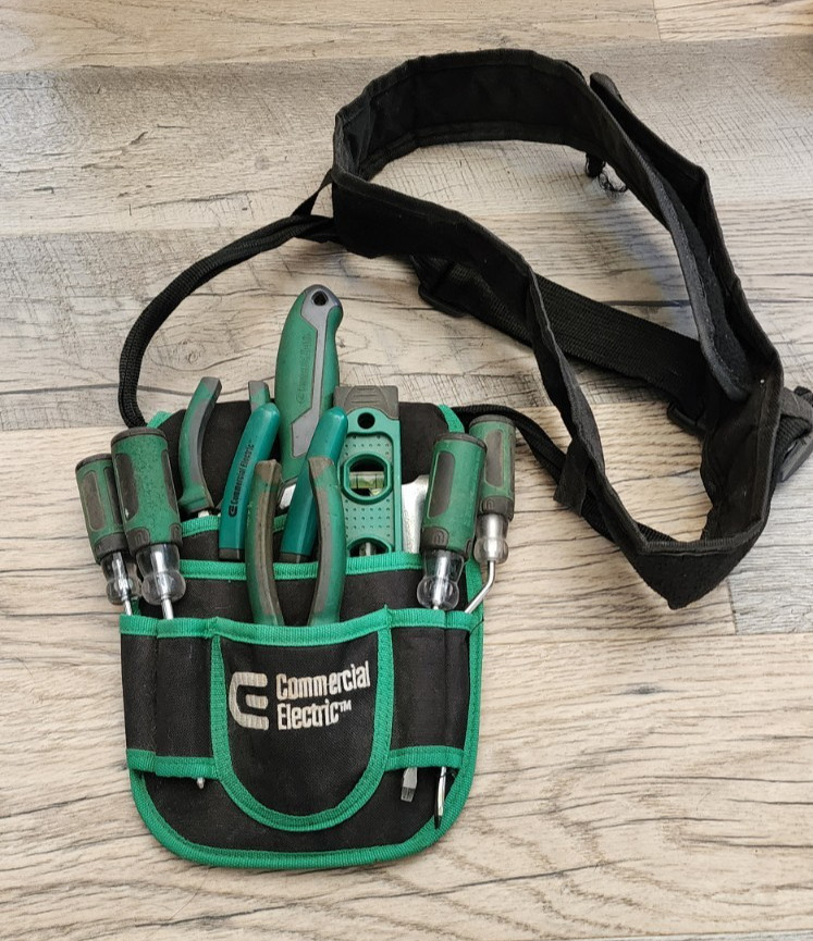Commercial Electric Tool Belt & Tools ~ 9 Pockets/Adjust. Strap & Buckle ~ Used