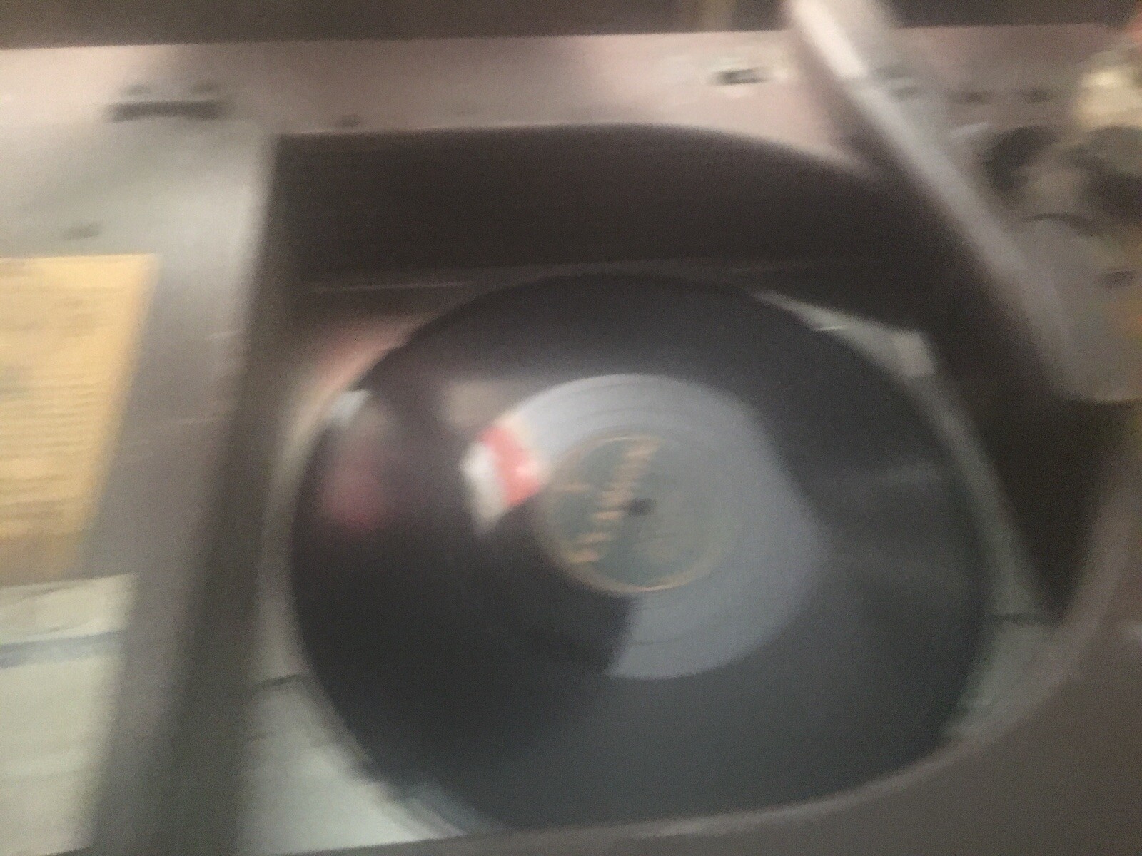 1947 Seeburg Jukebox. "Trashcan"