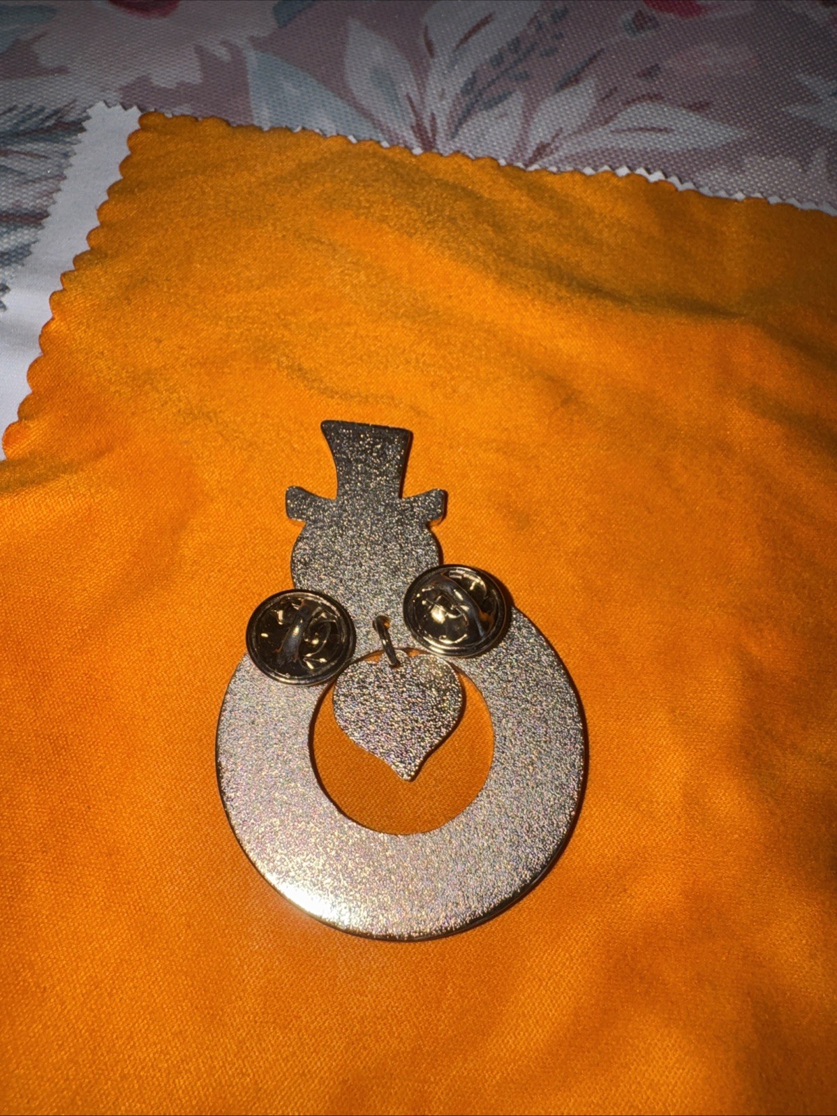 Snowman With Heart Charm Pin