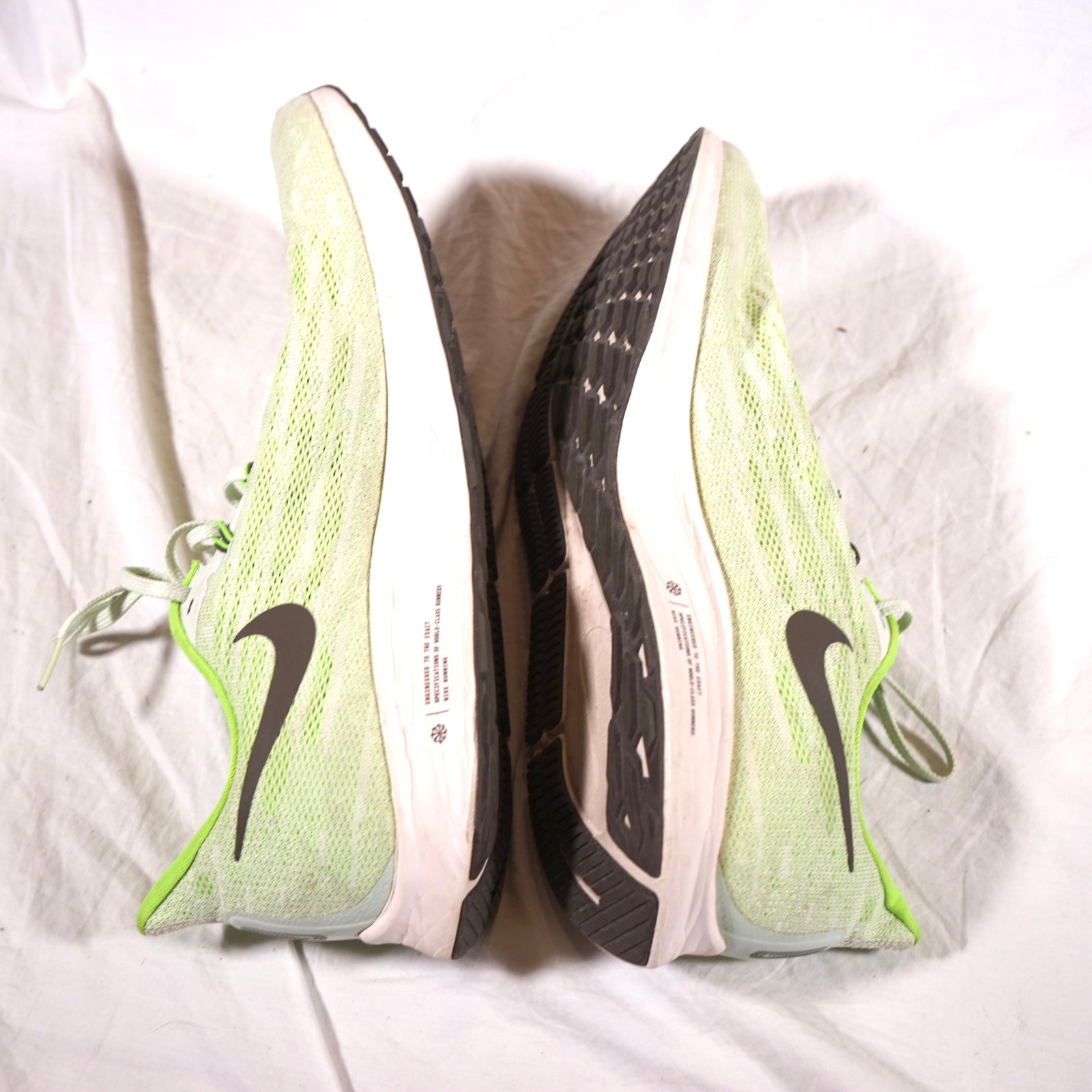 Nike Air Zoom Pegasus 36 Electric Green Mens Size 15 Running Shoes AQ2203-003