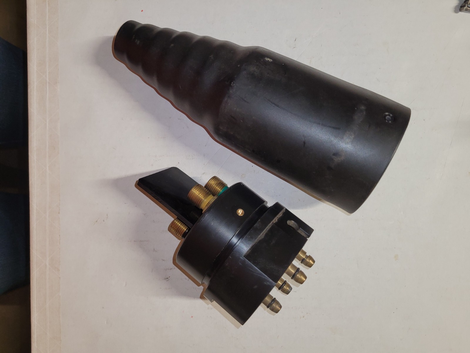 TD® Quick-Disconnect Assembly 5-2990 to connect to Ultima 150 Power Supply