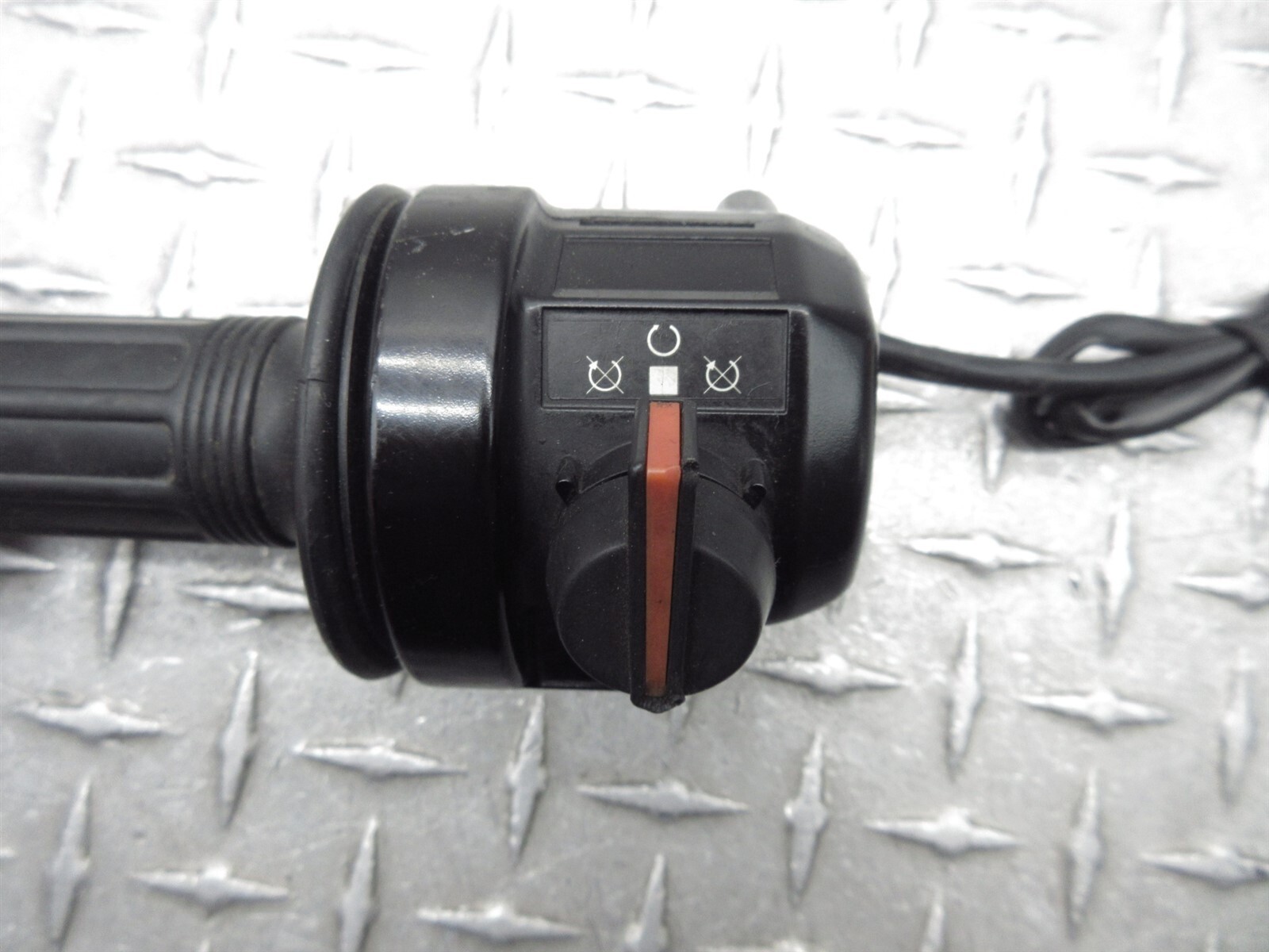 2015 15-17 Yamaha SR400C SR400 Right Switch Throttle Control Handlebar Grip