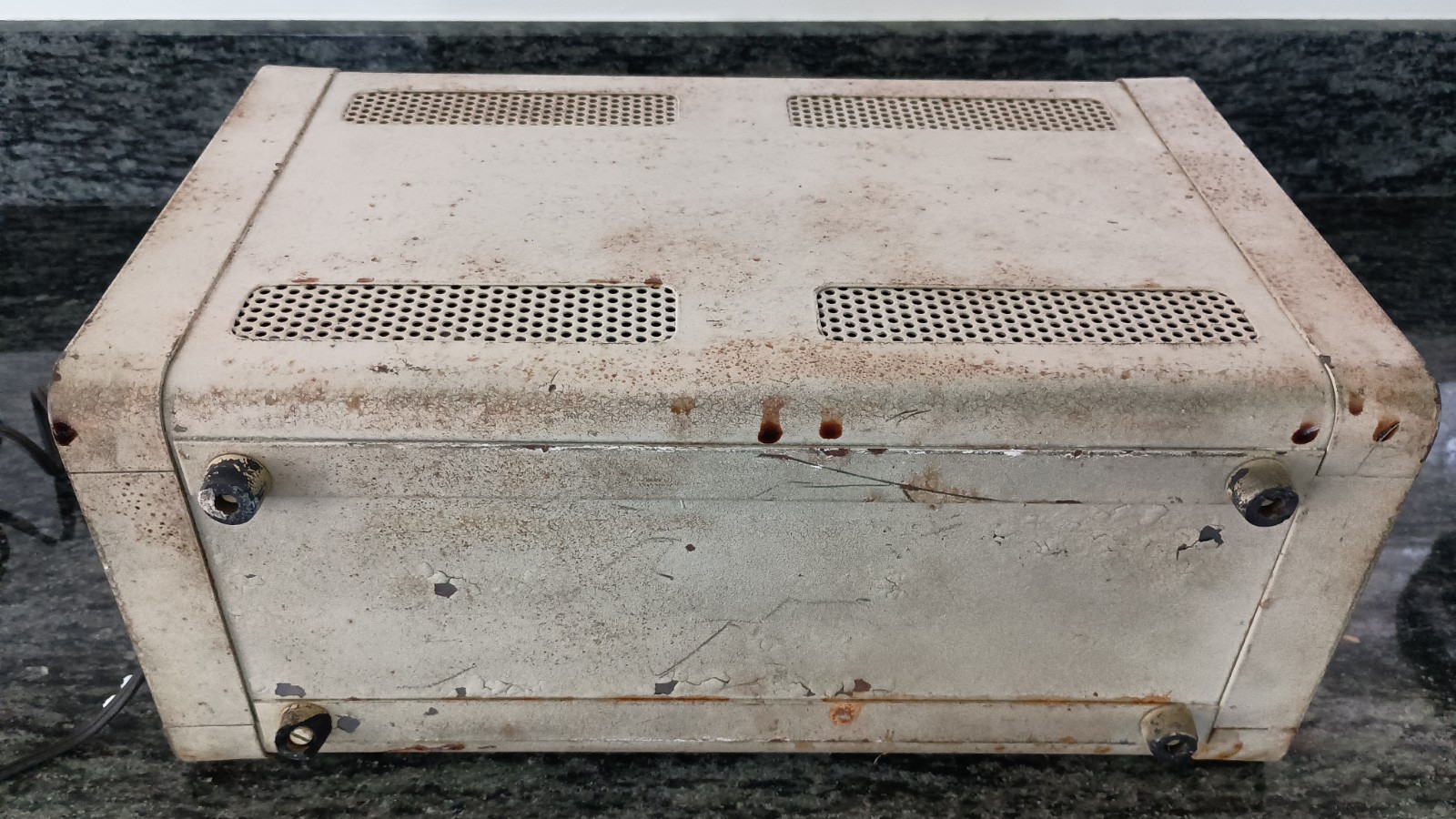 P&H Electronics Model DI-1 RF Distortion Indicator Oscilloscope