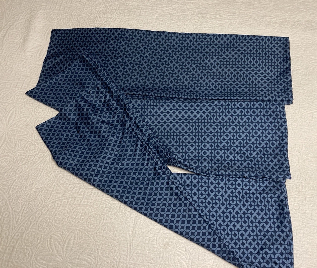 3 Mainstays Soft Microfiber Pillowcases Std/Qn 20 x 32" Navy Blue / Blue Pattern