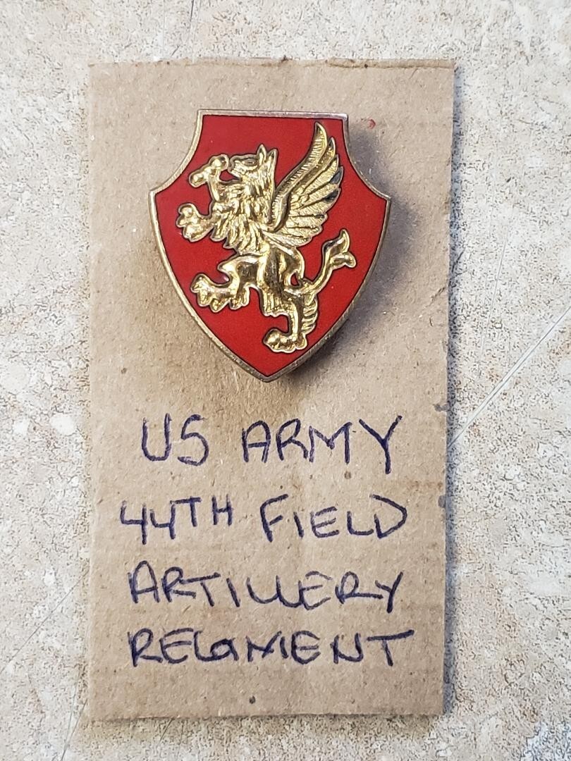 44th Field Artillery Regiment Unit DI DUI Crest