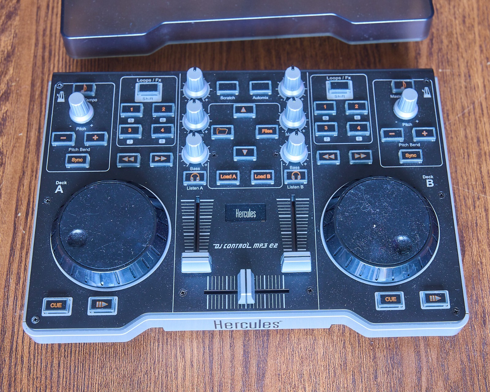 Hercules DJ Control MP3 E2 DJ USB Powered Controller - Tested Works