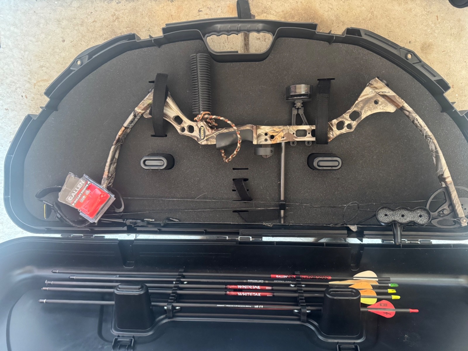 Parker Sidekick XP Compound Bow with Hard Case