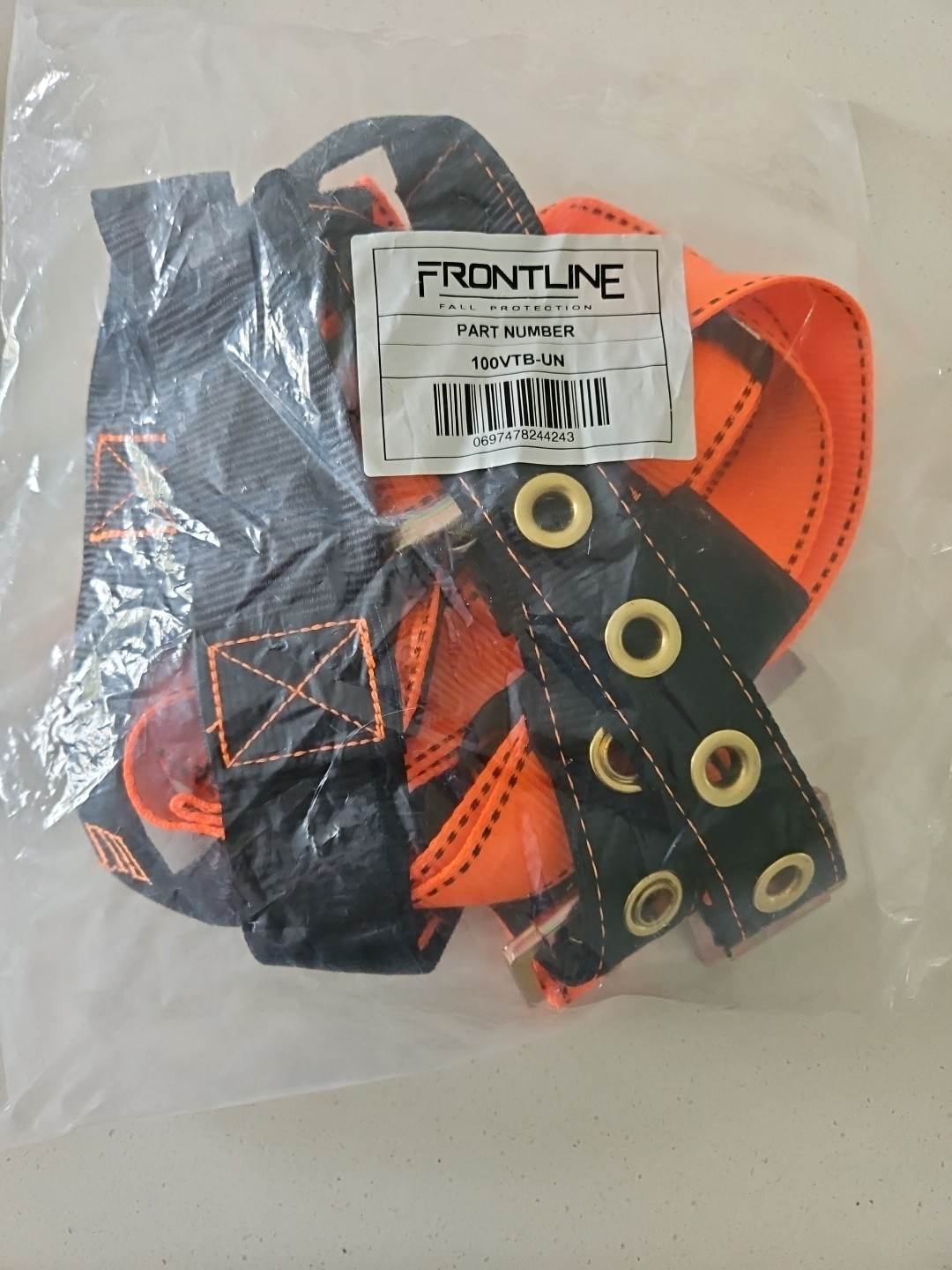 Frontline 100VTB-UN ... Full Body Harness ... Brand New Sealed.