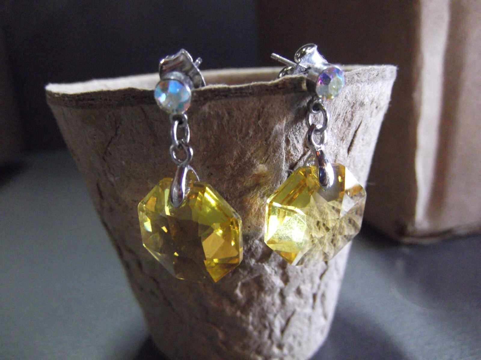 1 Pair Old 1"in Glass Orange Hexagon Dangle Stud Earrings
