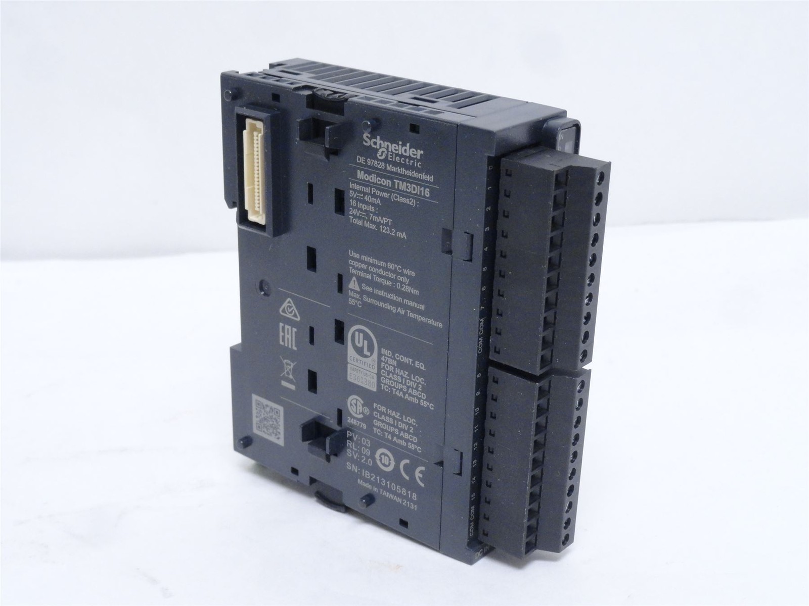 245572 New-No Box; Schneider TM3DI16 Discrete Input Module; 24VDC; 16 Inputs