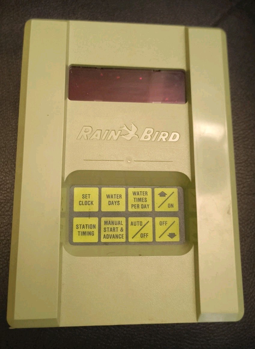 Rain Bird PC-106 Electronic Sprinkler Timer - 6 Station - USED WORKING