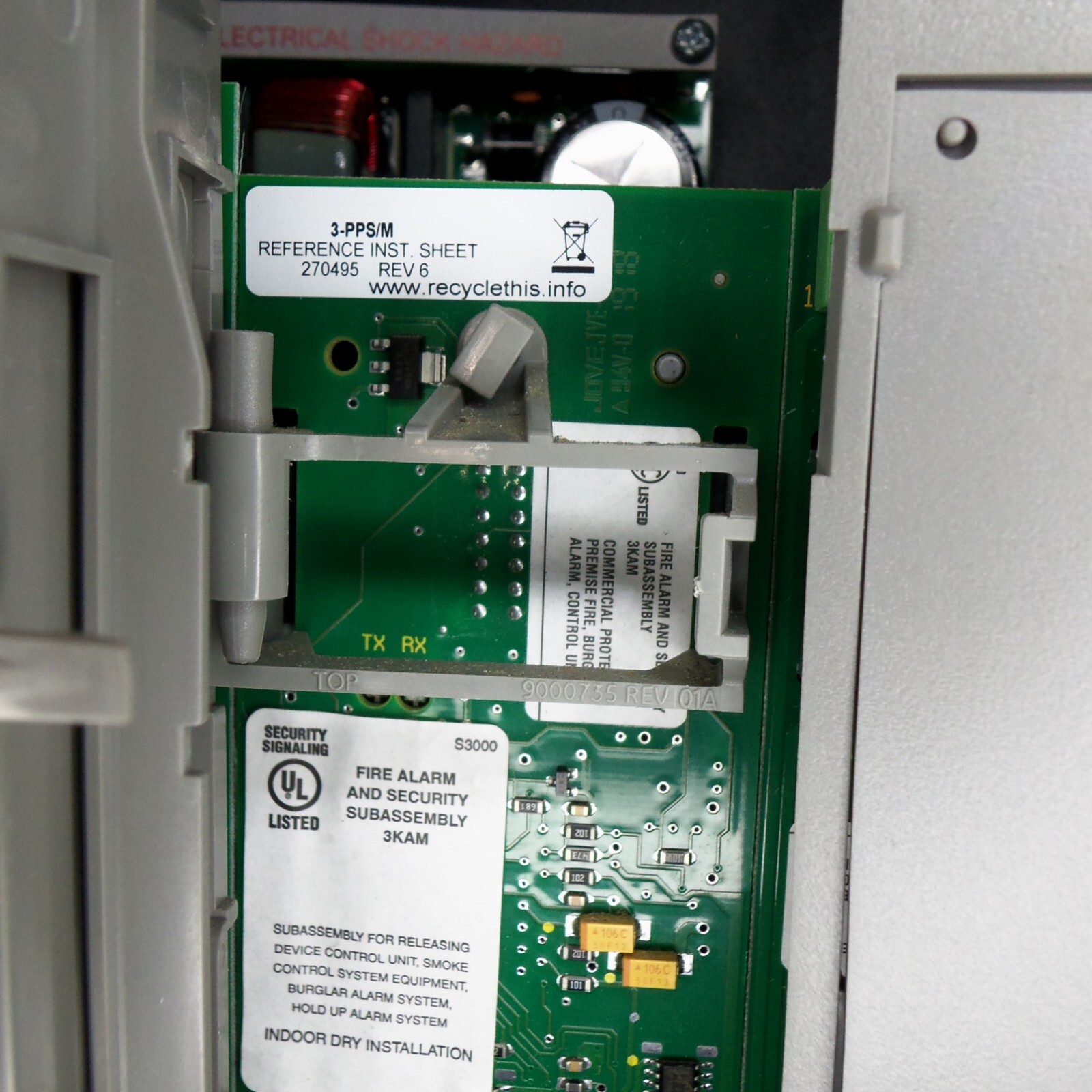 EDWARDS EST3 COMMERCIAL FIRE ALARM SECURITY EMERGENCY PANEL CONTROL UNIT W/ KEY