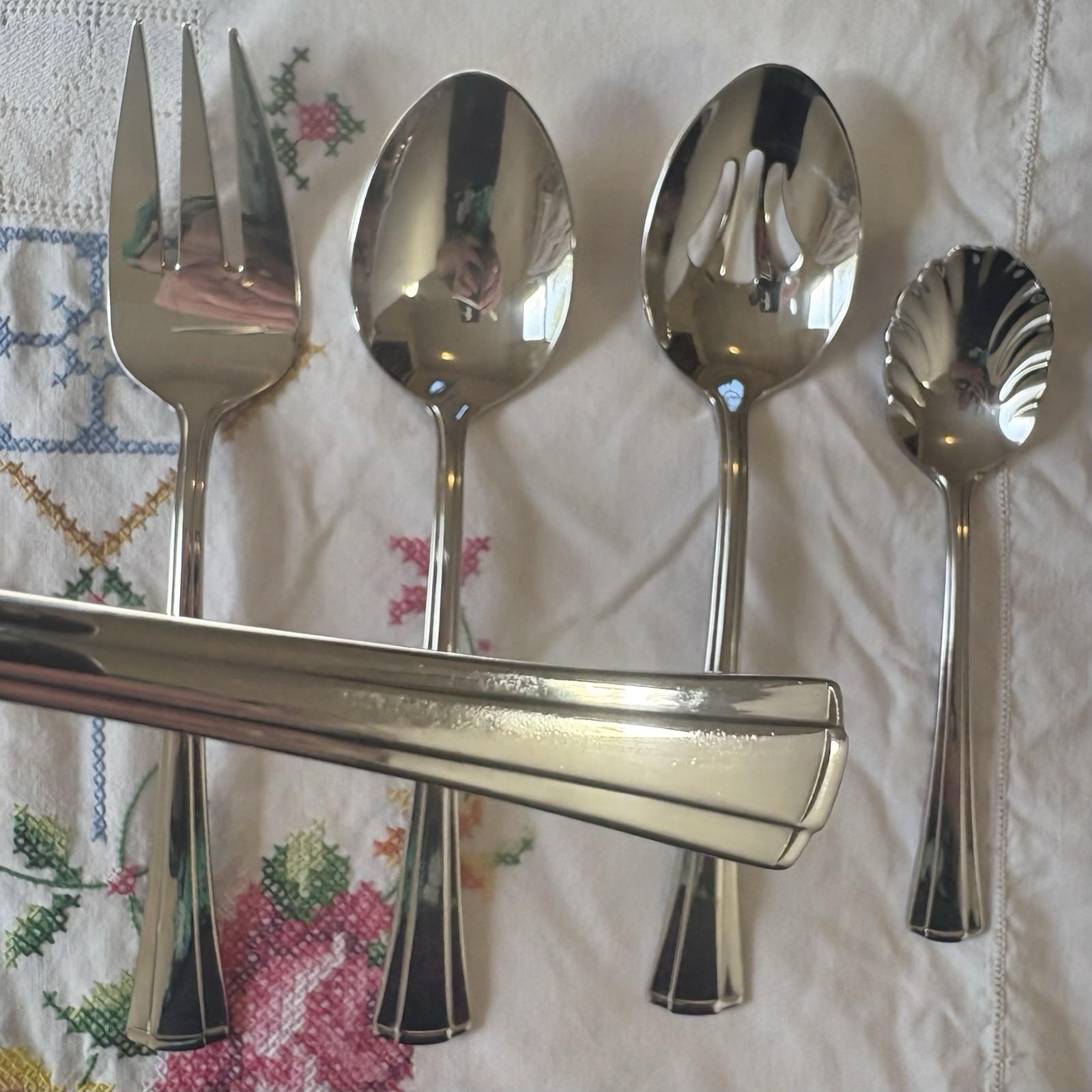 Reed & Barton BOULEVARD Stainless 5pc Hostess Serving Set - Ridges Glossy