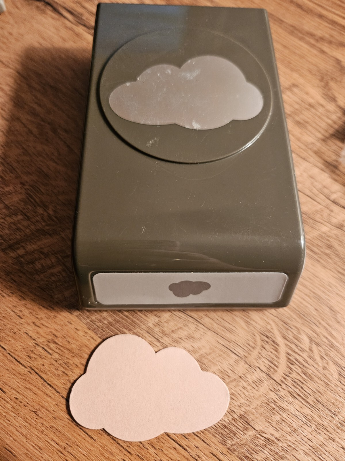 Stampin Up! CLOUD PUNCH   Retired